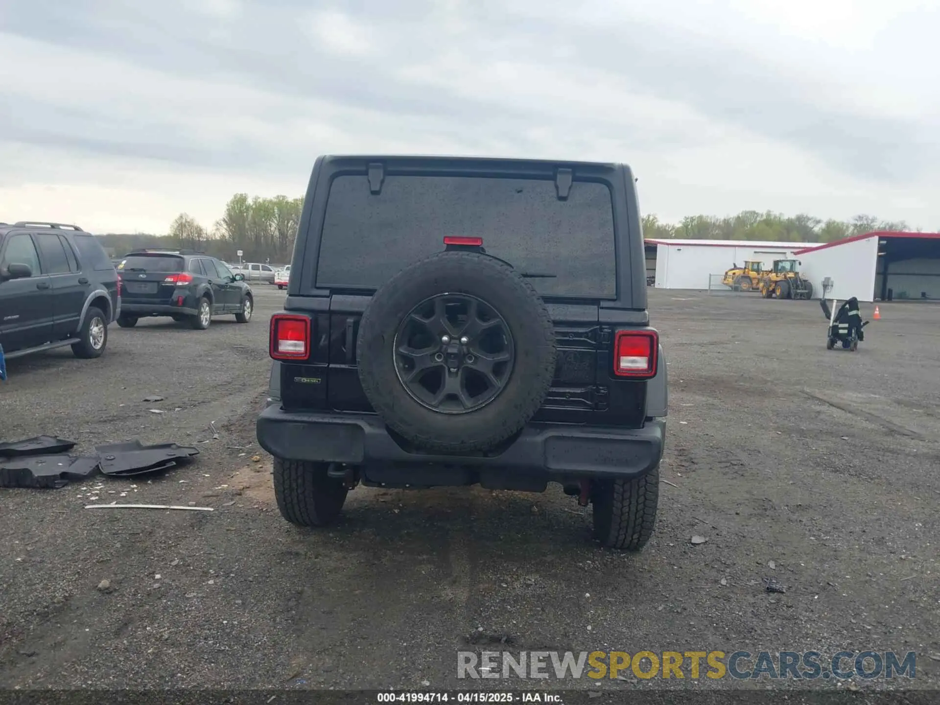 16 Photograph of a damaged car 1C4HJXDM8NW135415 JEEP WRANGLER 2022