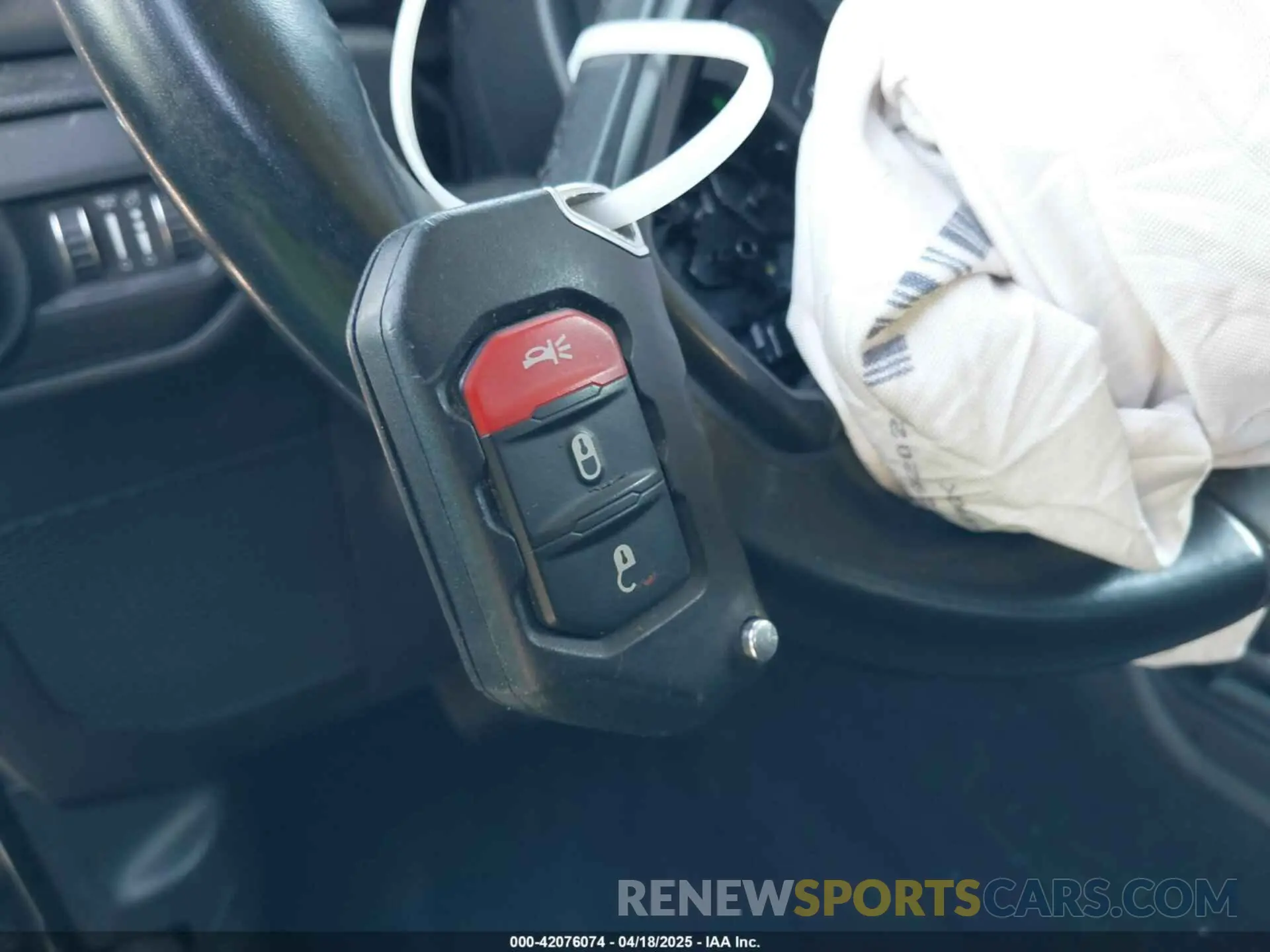 11 Photograph of a damaged car 1C4HJXDM8NW174277 JEEP WRANGLER 2022