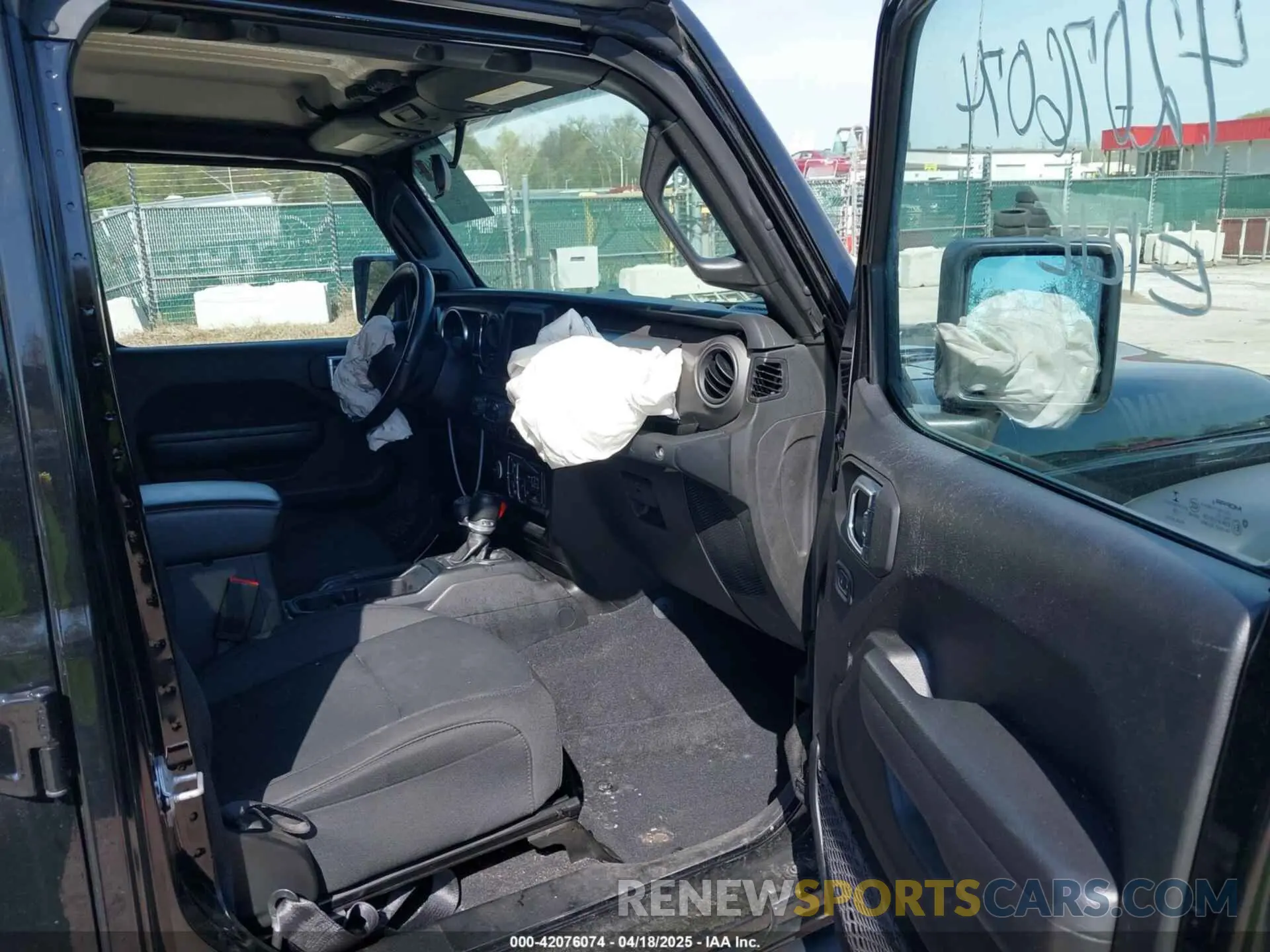 5 Photograph of a damaged car 1C4HJXDM8NW174277 JEEP WRANGLER 2022