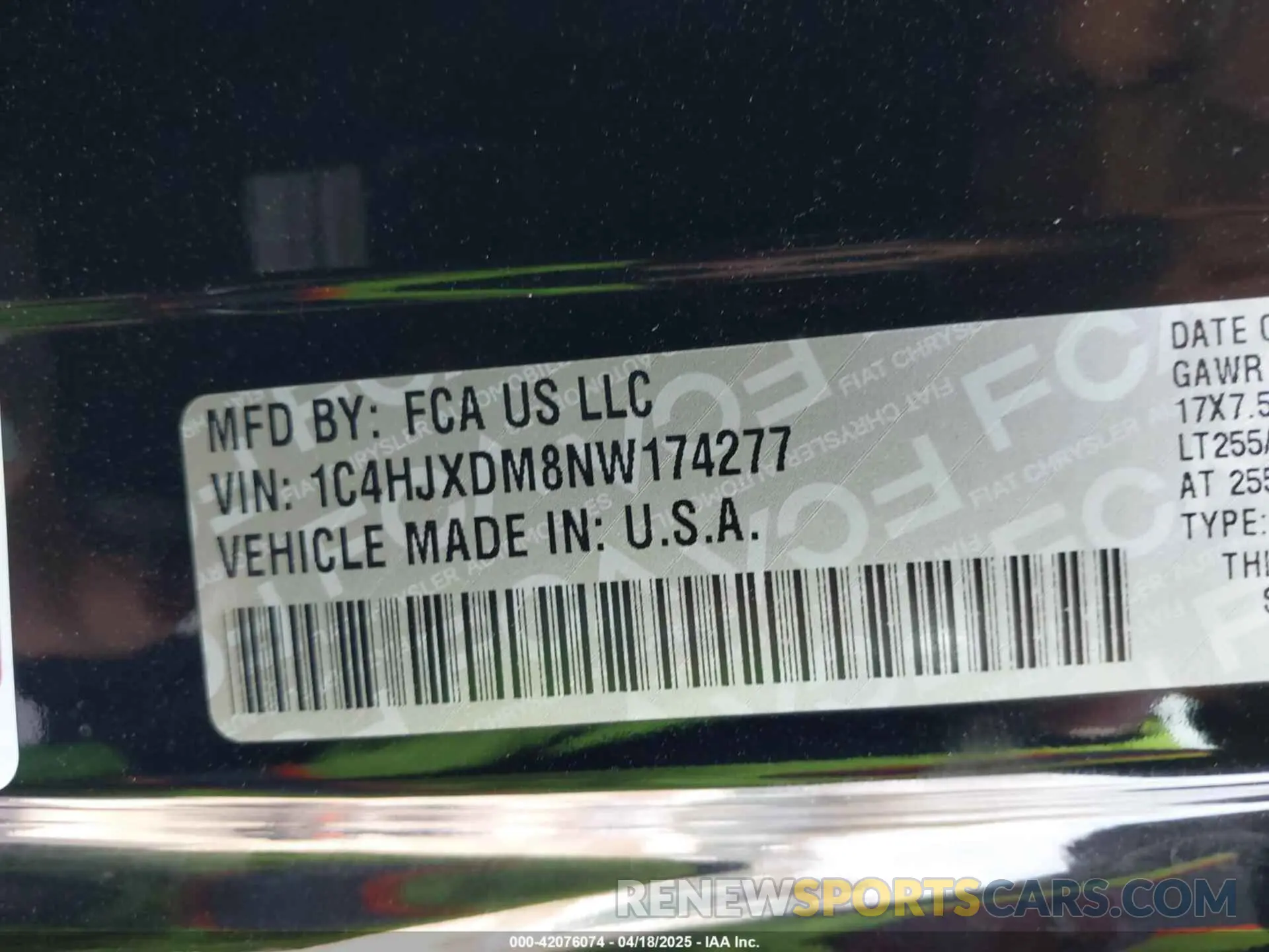 9 Photograph of a damaged car 1C4HJXDM8NW174277 JEEP WRANGLER 2022