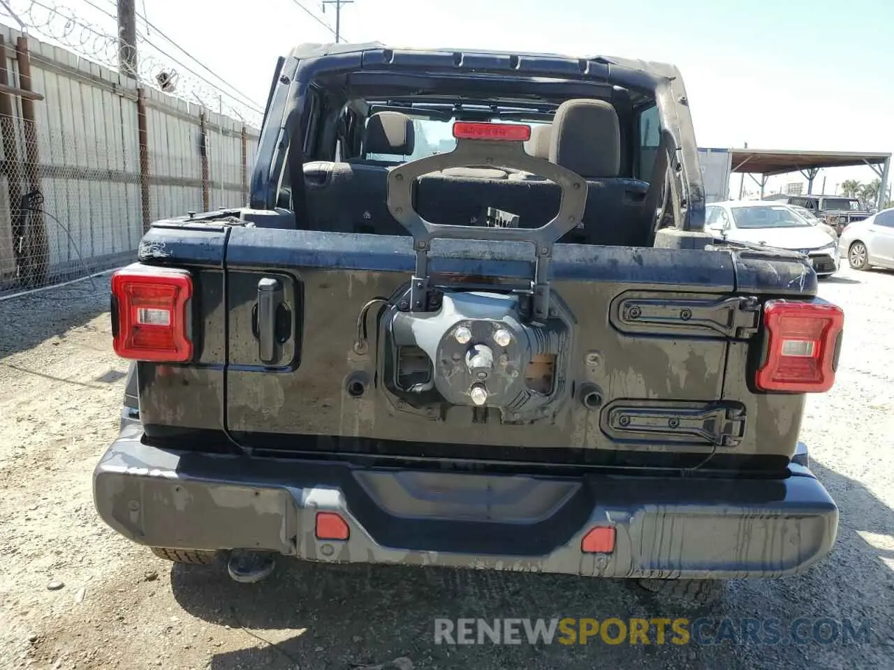 6 Photograph of a damaged car 1C4HJXDNXNW216456 JEEP WRANGLER 2022