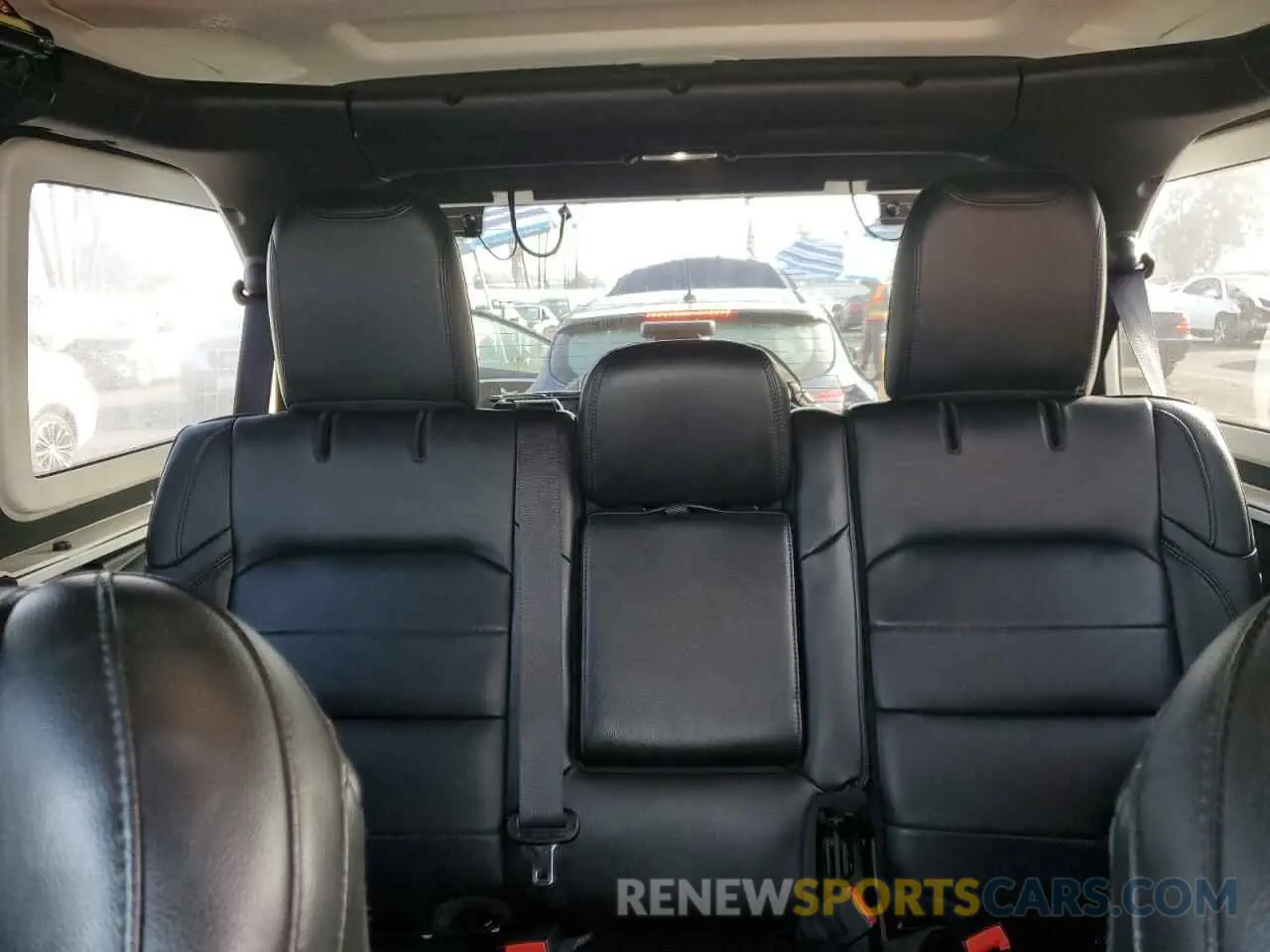 10 Photograph of a damaged car 1C4HJXEG4NW156657 JEEP WRANGLER 2022