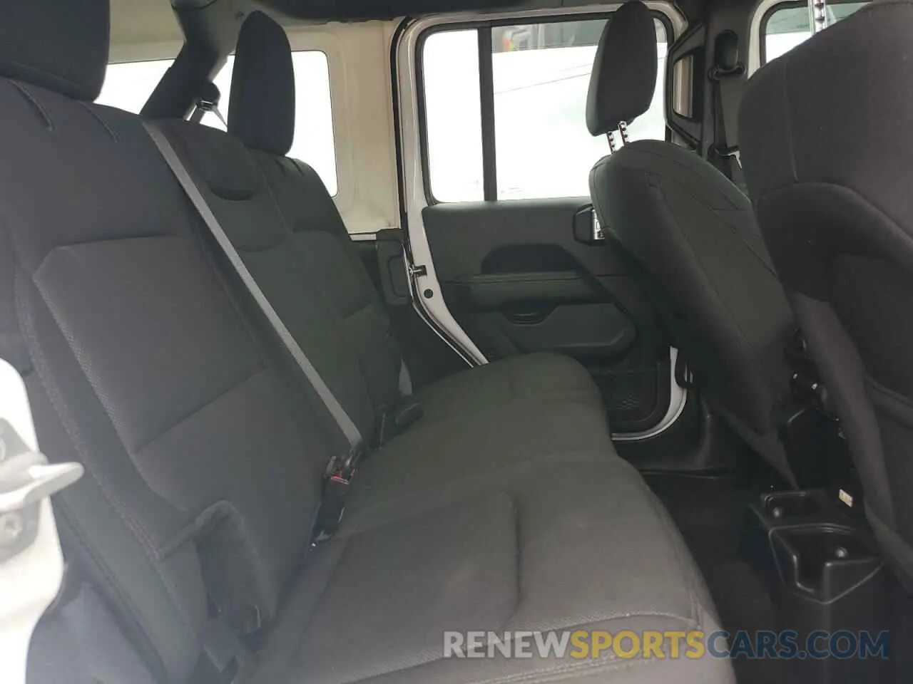 10 Photograph of a damaged car 1C4HJXEN0NW262439 JEEP WRANGLER 2022