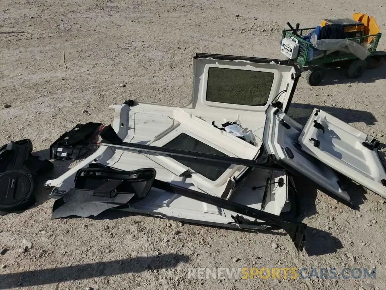 13 Photograph of a damaged car 1C4JJXP62NW198847 JEEP WRANGLER 2022