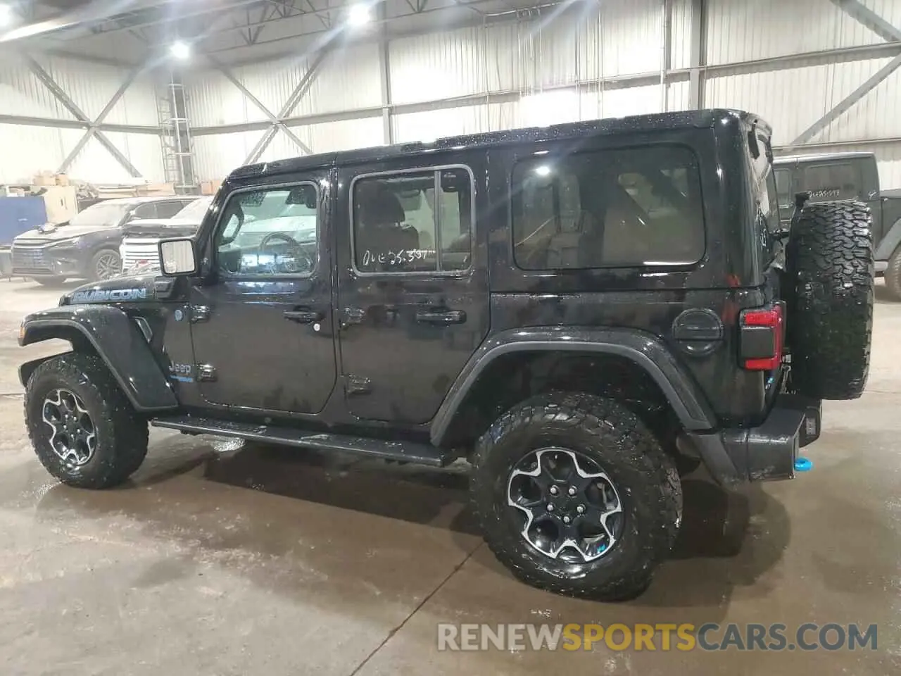 2 Фотография поврежденного автомобиля 1C4JJXR68NW259728 JEEP WRANGLER 2022