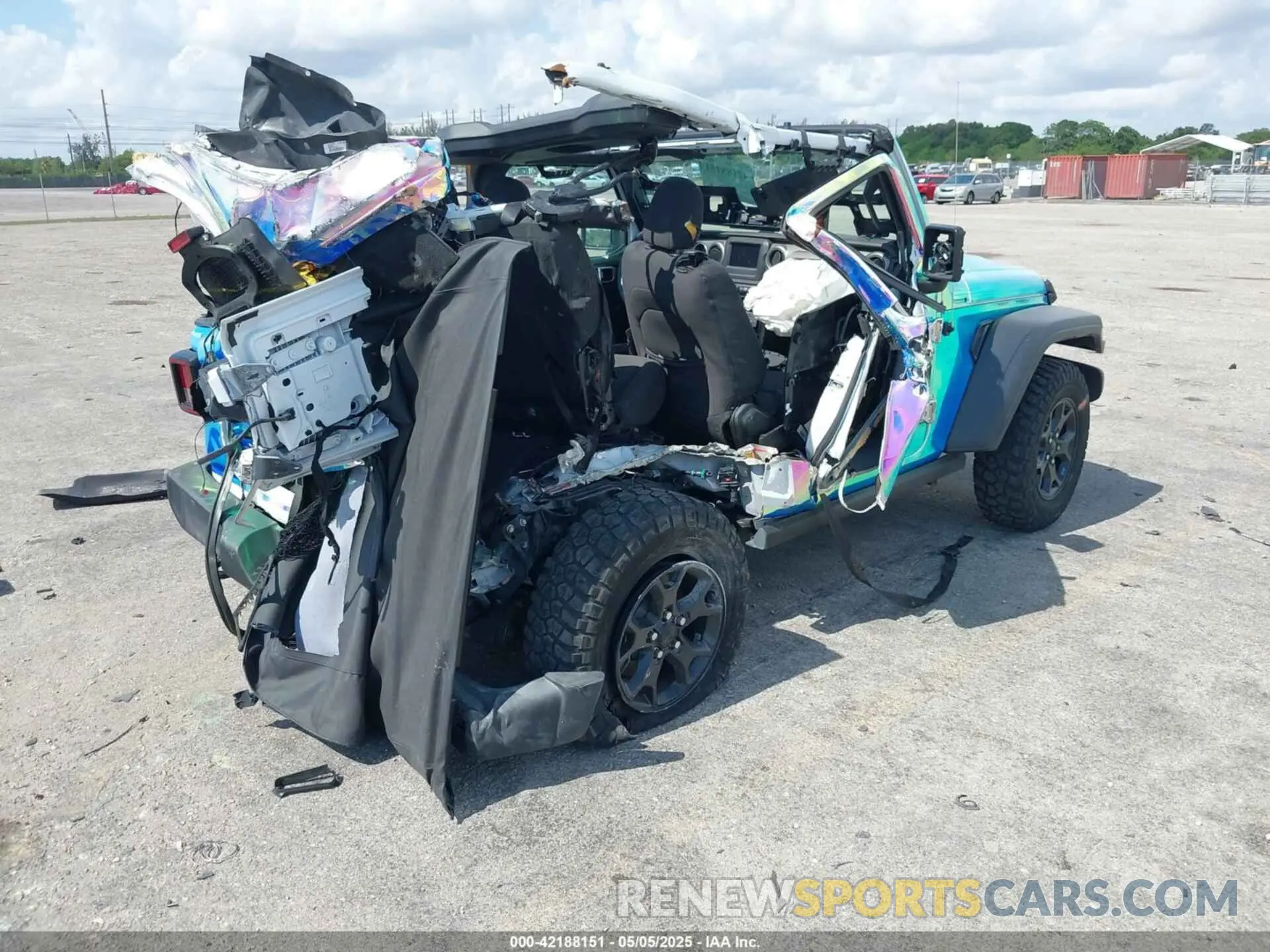 4 Фотография поврежденного автомобиля 1C4GJXAGXPW643009 JEEP WRANGLER 2023