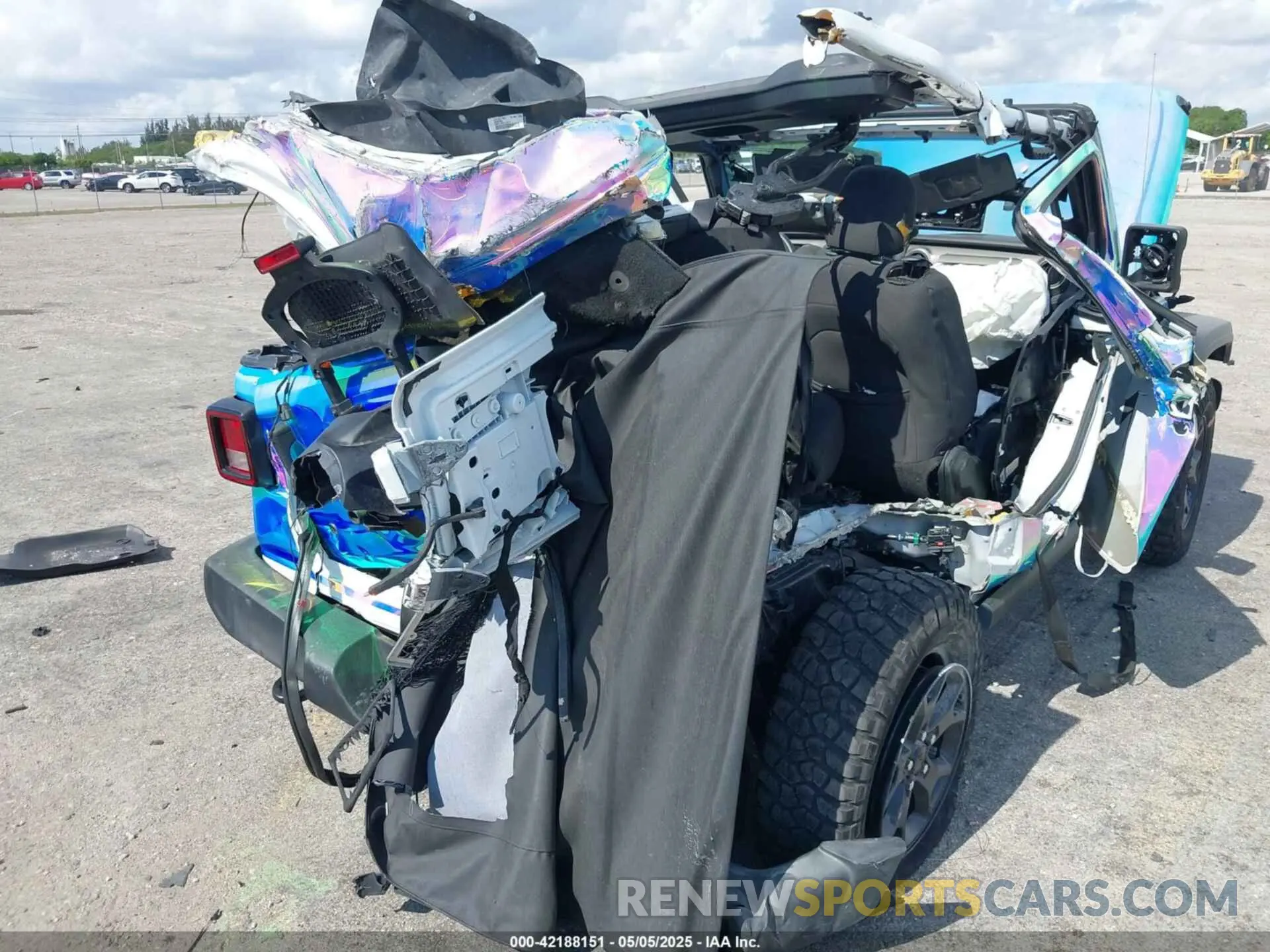 6 Фотография поврежденного автомобиля 1C4GJXAGXPW643009 JEEP WRANGLER 2023