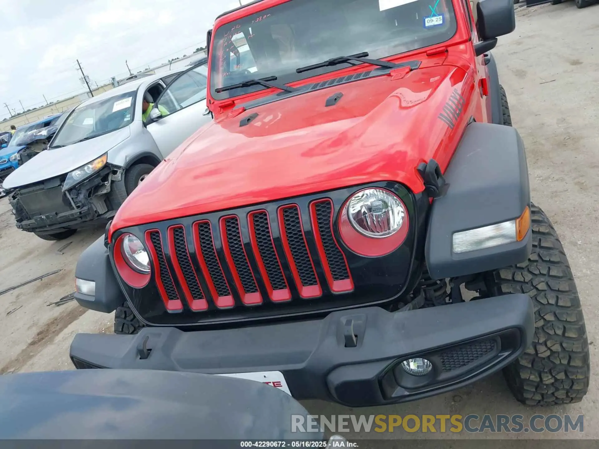 12 Фотография поврежденного автомобиля 1C4GJXANXPW664733 JEEP WRANGLER 2023