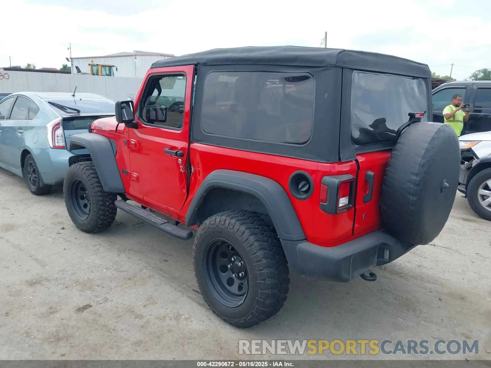 3 Фотография поврежденного автомобиля 1C4GJXANXPW664733 JEEP WRANGLER 2023