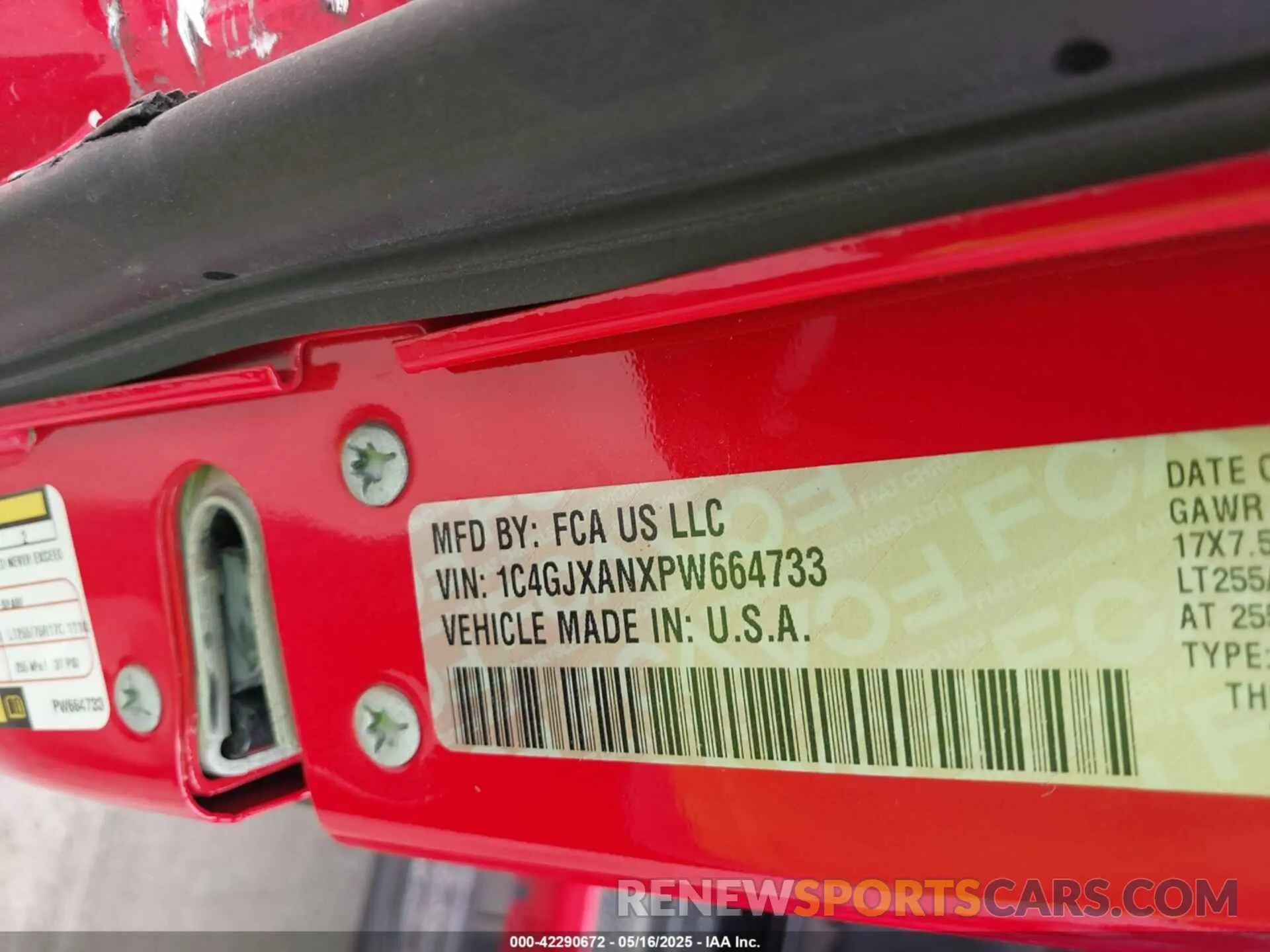 9 Фотография поврежденного автомобиля 1C4GJXANXPW664733 JEEP WRANGLER 2023