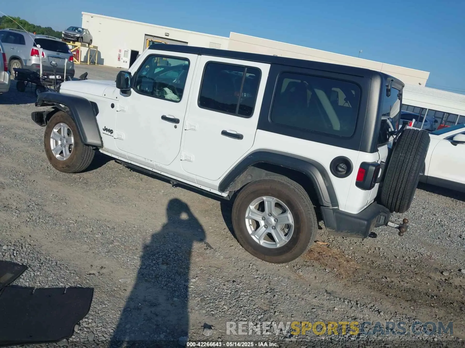 3 Фотография поврежденного автомобиля 1C4HJXDG1PW531053 JEEP WRANGLER 2023