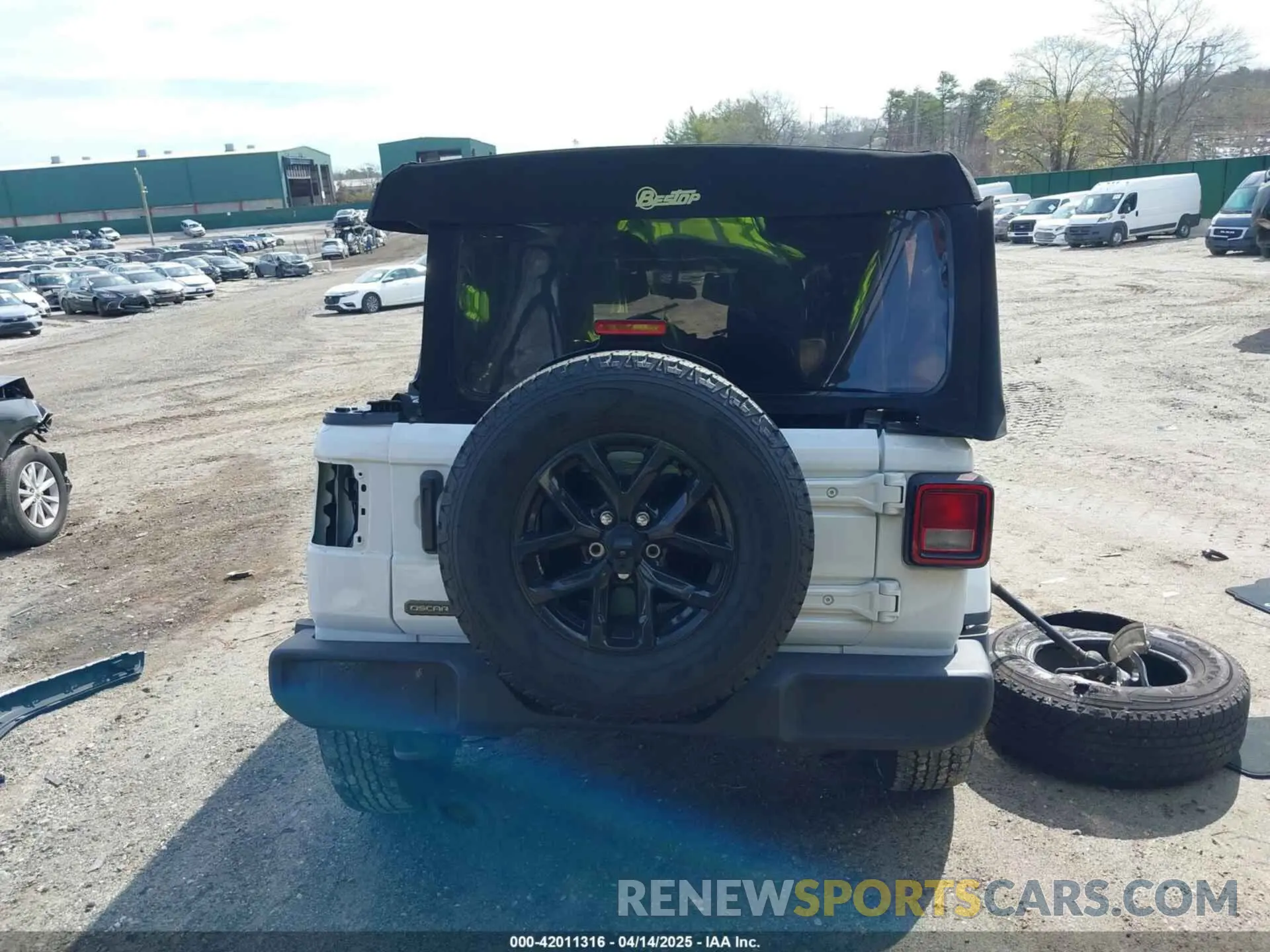 17 Фотография поврежденного автомобиля 1C4HJXDG1PW578230 JEEP WRANGLER 2023