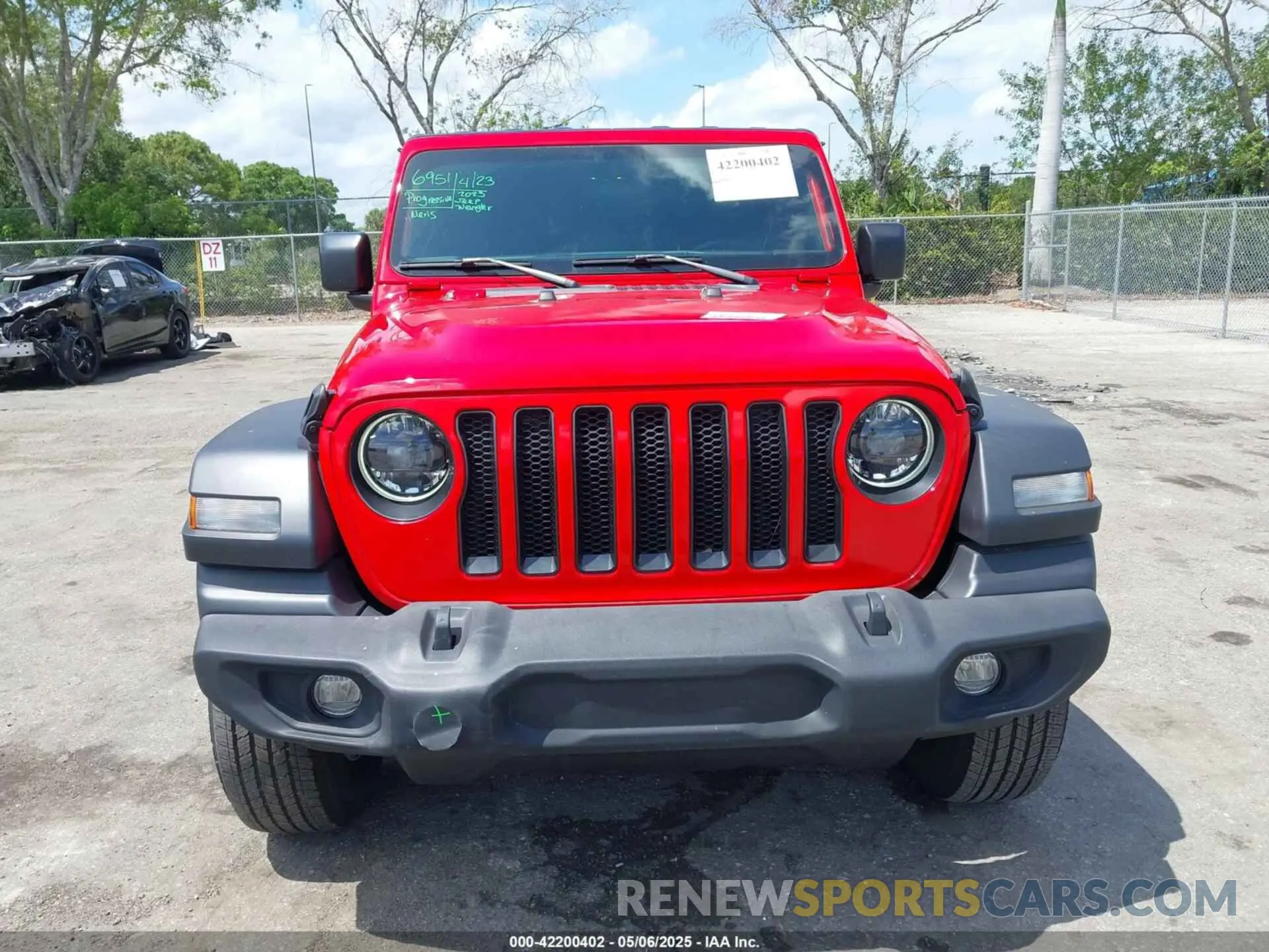 13 Фотография поврежденного автомобиля 1C4HJXDG4PW678113 JEEP WRANGLER 2023