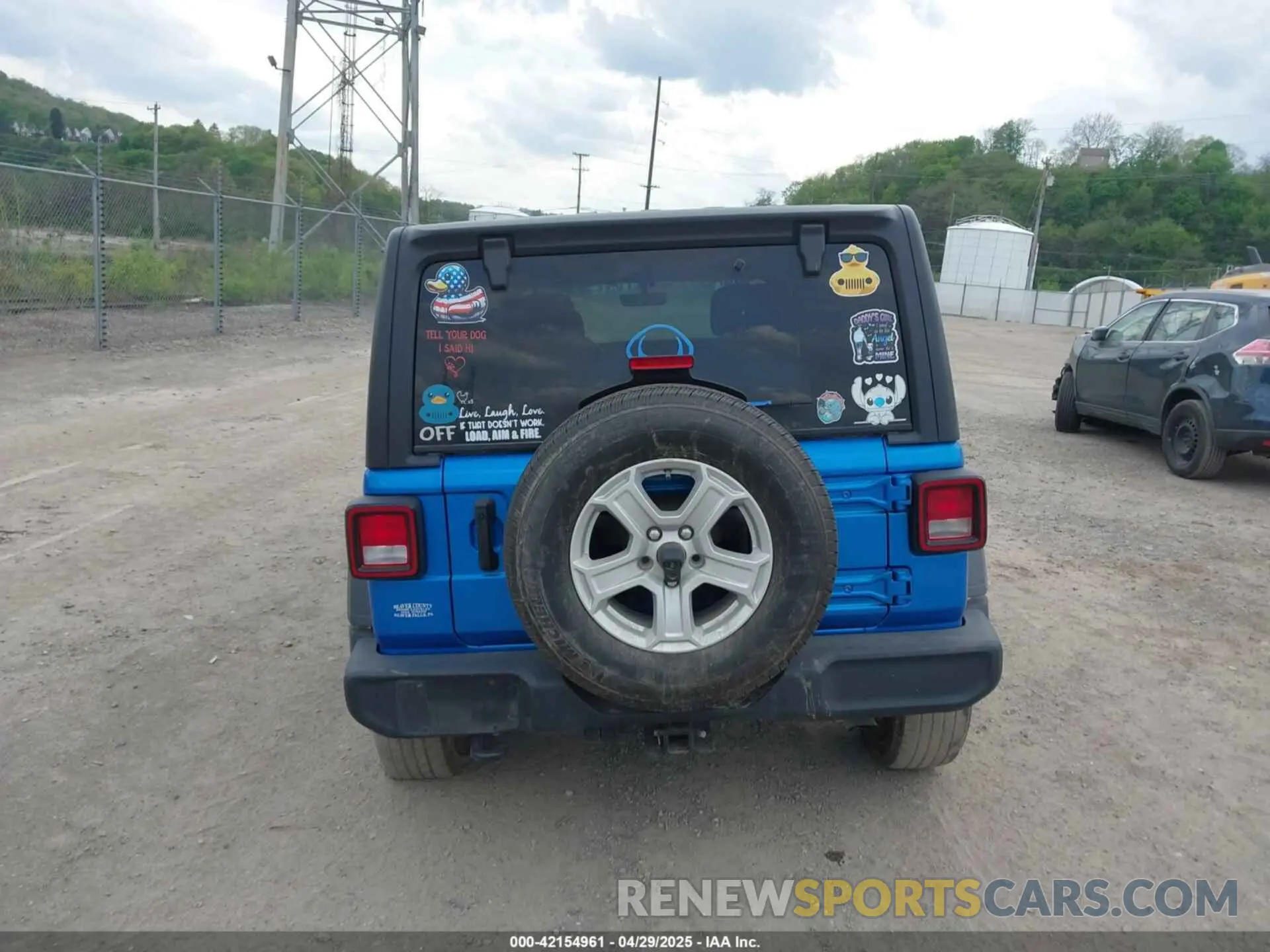 17 Фотография поврежденного автомобиля 1C4HJXDG5PW530309 JEEP WRANGLER 2023