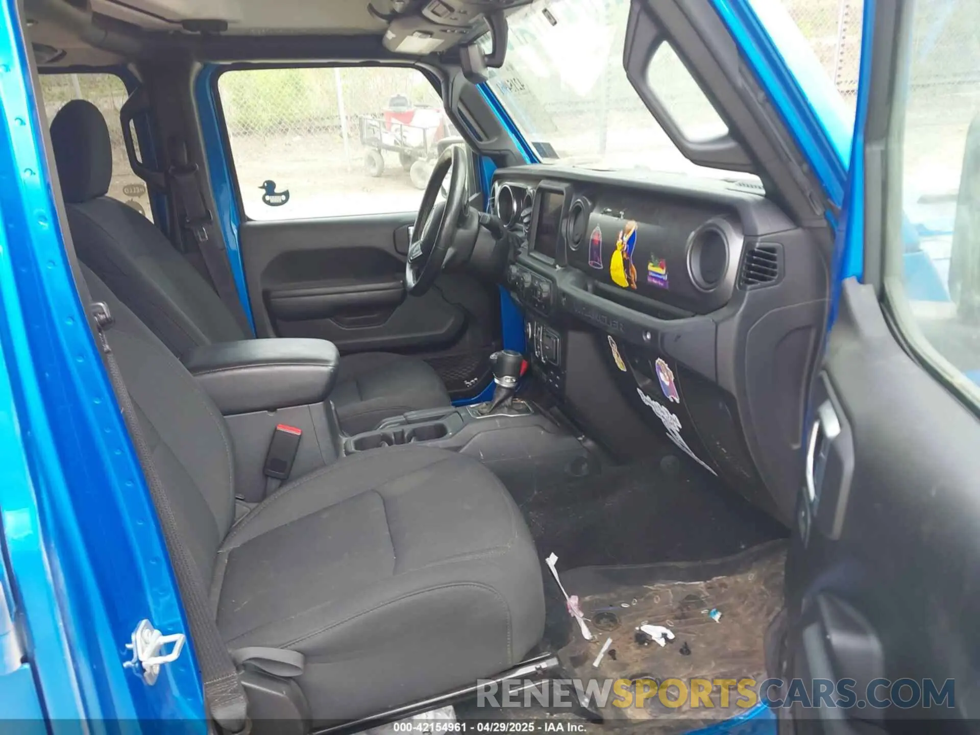5 Фотография поврежденного автомобиля 1C4HJXDG5PW530309 JEEP WRANGLER 2023