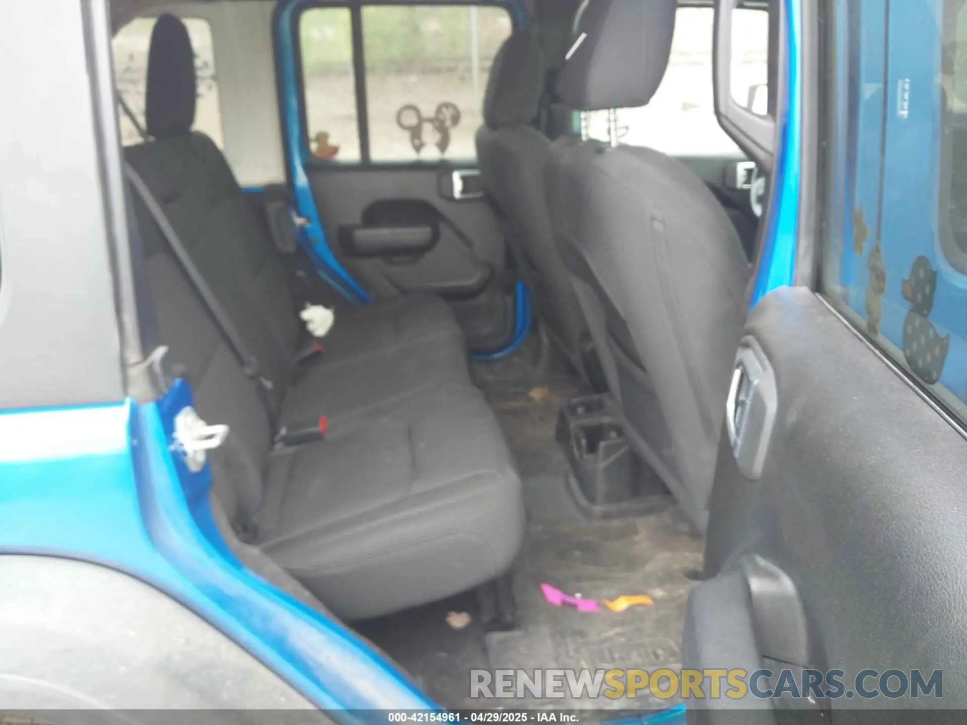 8 Фотография поврежденного автомобиля 1C4HJXDG5PW530309 JEEP WRANGLER 2023