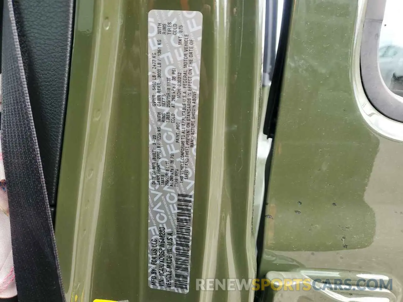 14 Photograph of a damaged car 1C4HJXDG5PW648280 JEEP WRANGLER 2023