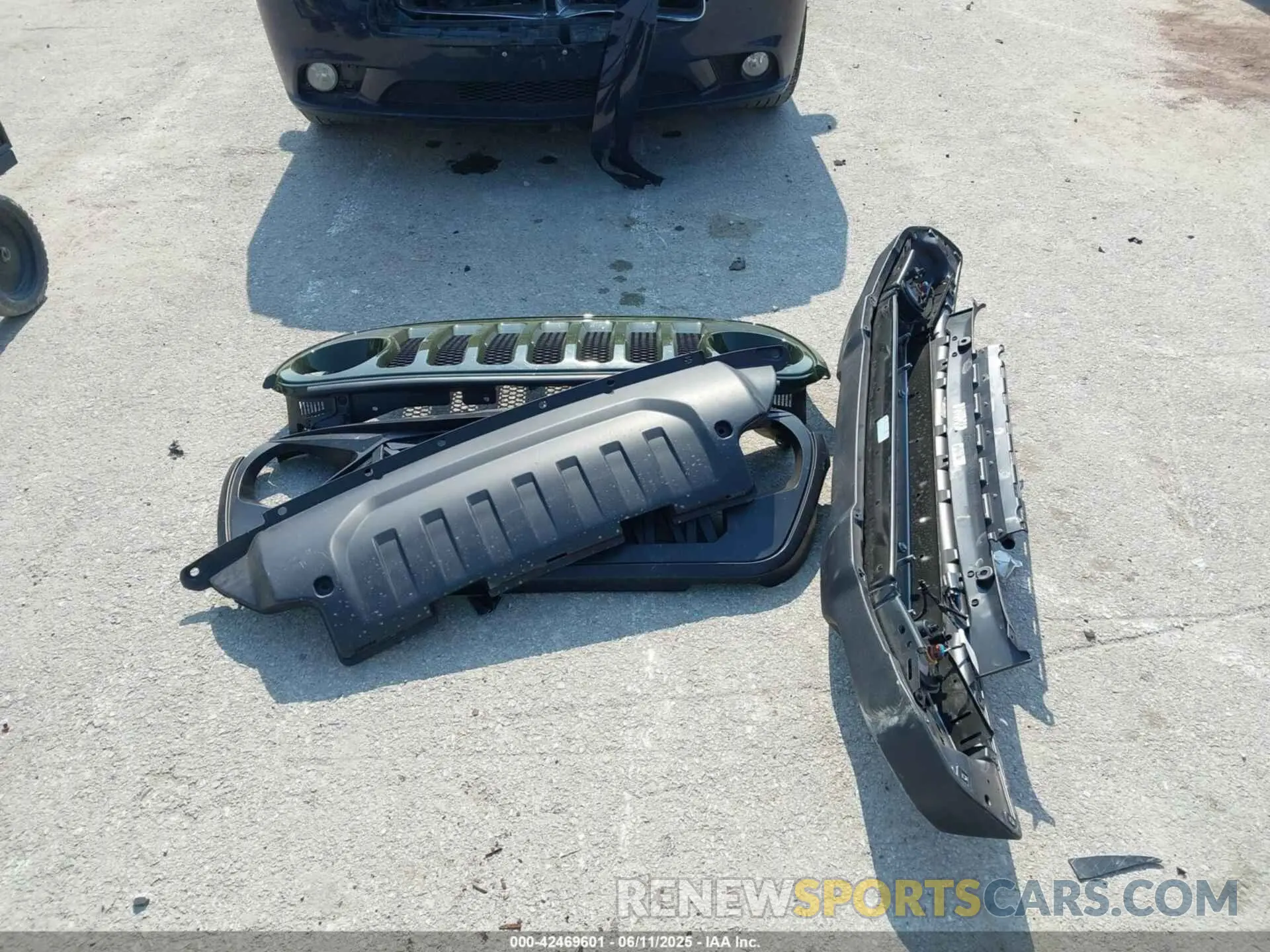 12 Photograph of a damaged car 1C4HJXDG7PW646627 JEEP WRANGLER 2023