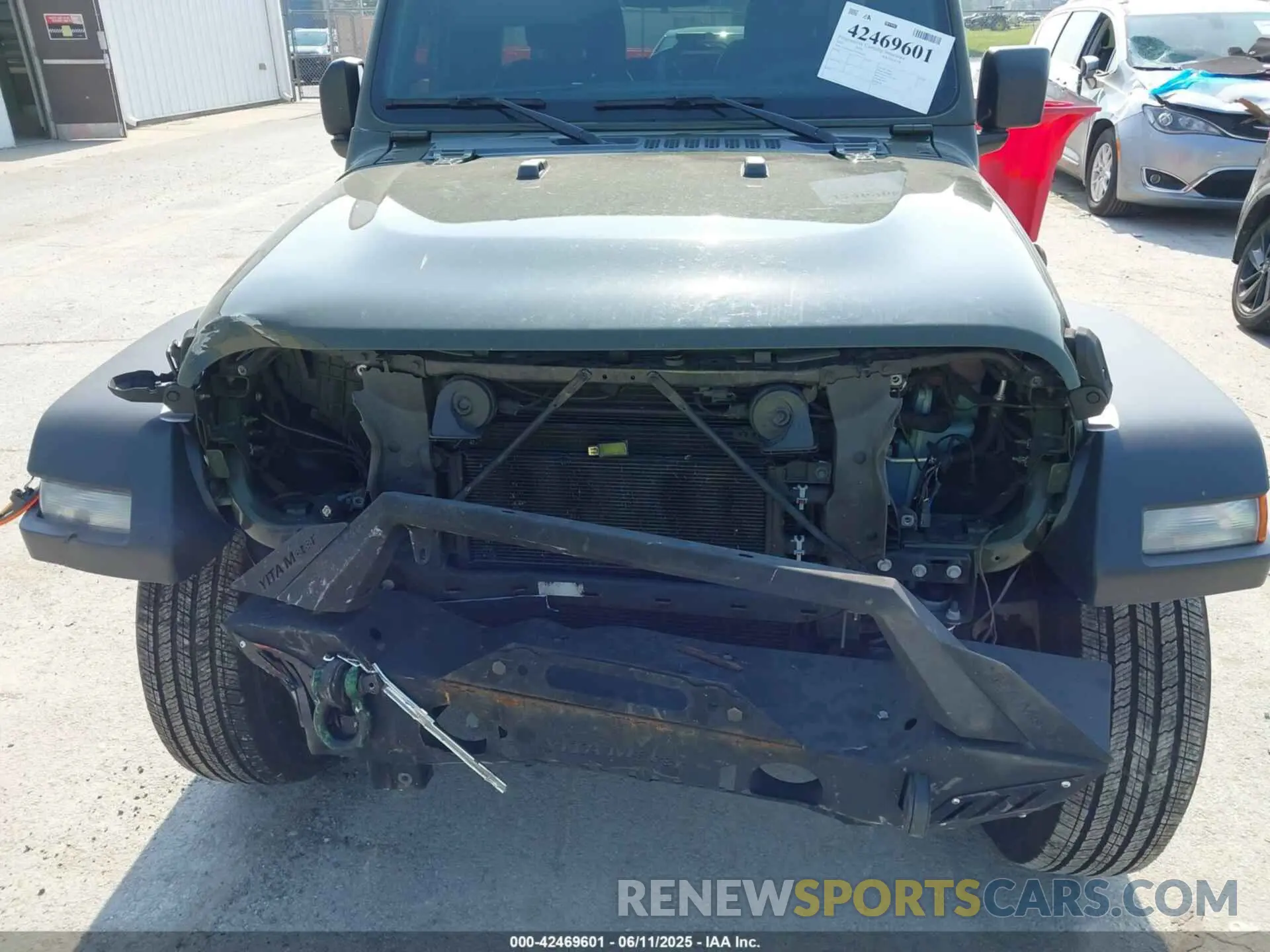 6 Photograph of a damaged car 1C4HJXDG7PW646627 JEEP WRANGLER 2023