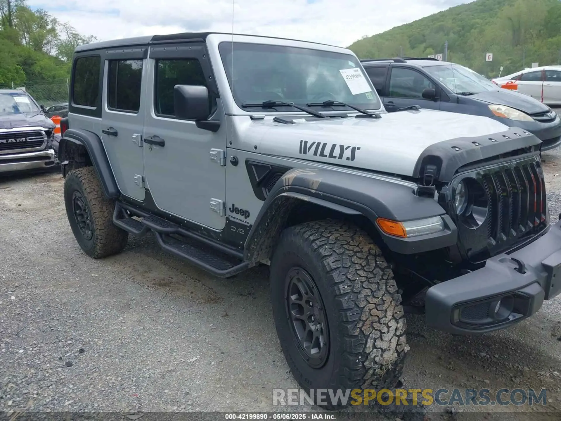 1 Photograph of a damaged car 1C4HJXDN0PW511682 JEEP WRANGLER 2023