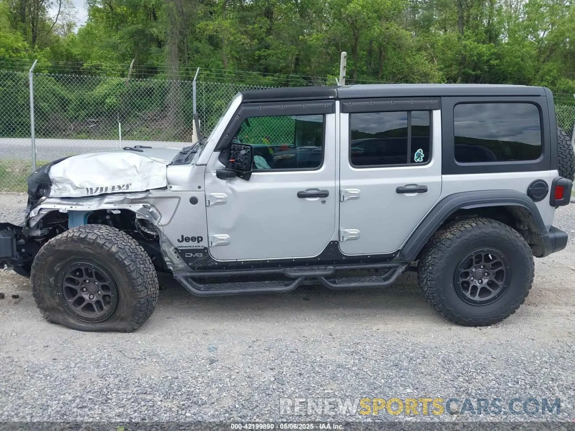 14 Photograph of a damaged car 1C4HJXDN0PW511682 JEEP WRANGLER 2023