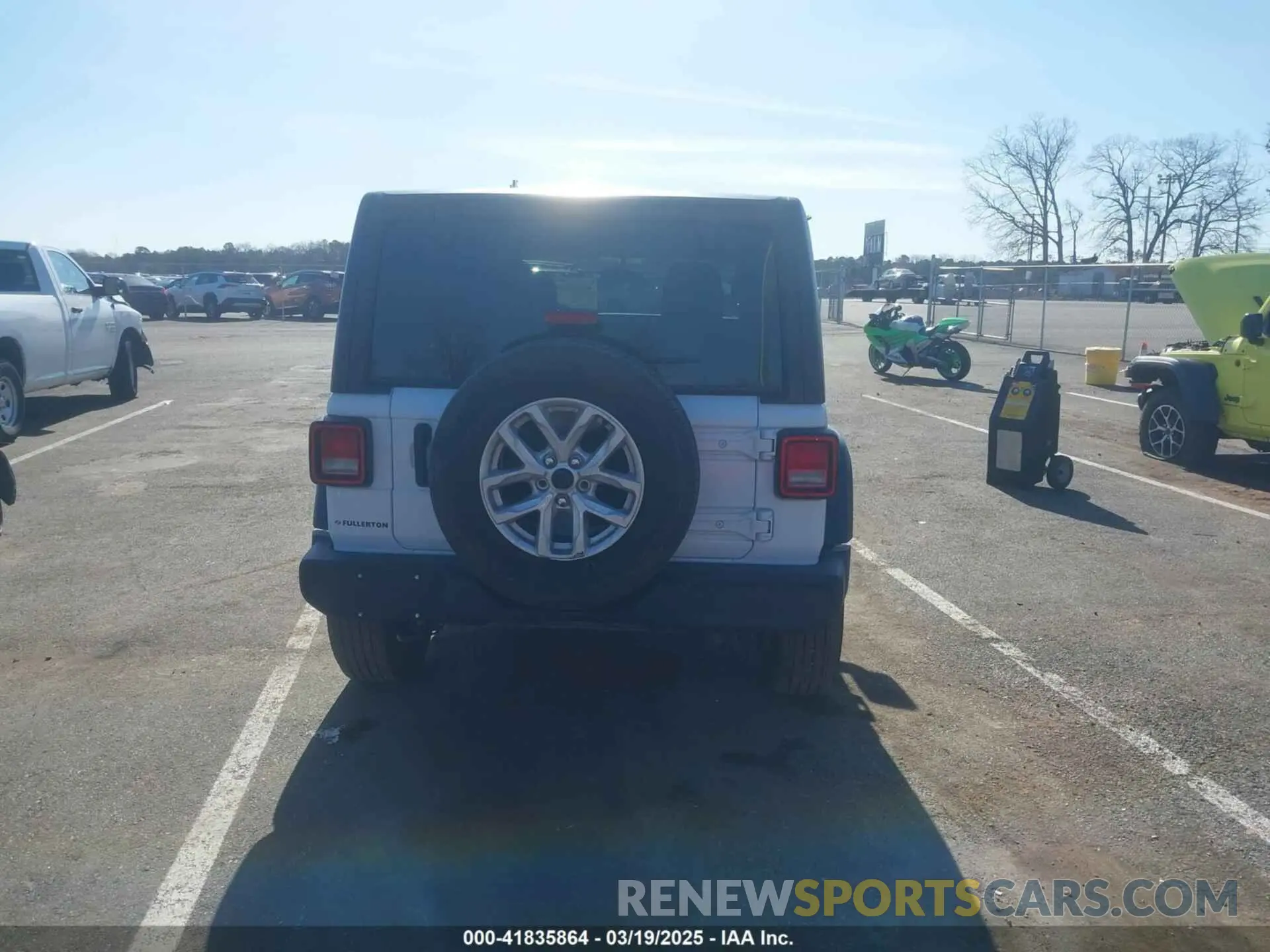 16 Фотография поврежденного автомобиля 1C4HJXDN4PW702277 JEEP WRANGLER 2023