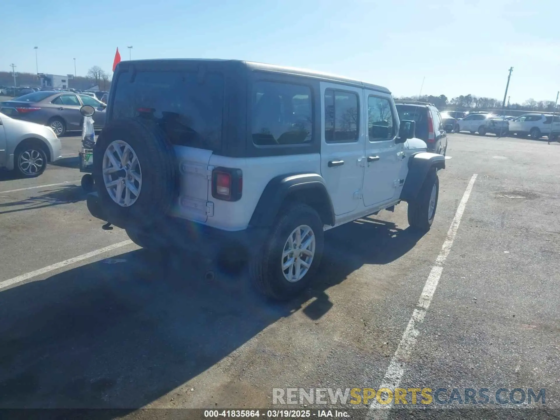 4 Фотография поврежденного автомобиля 1C4HJXDN4PW702277 JEEP WRANGLER 2023