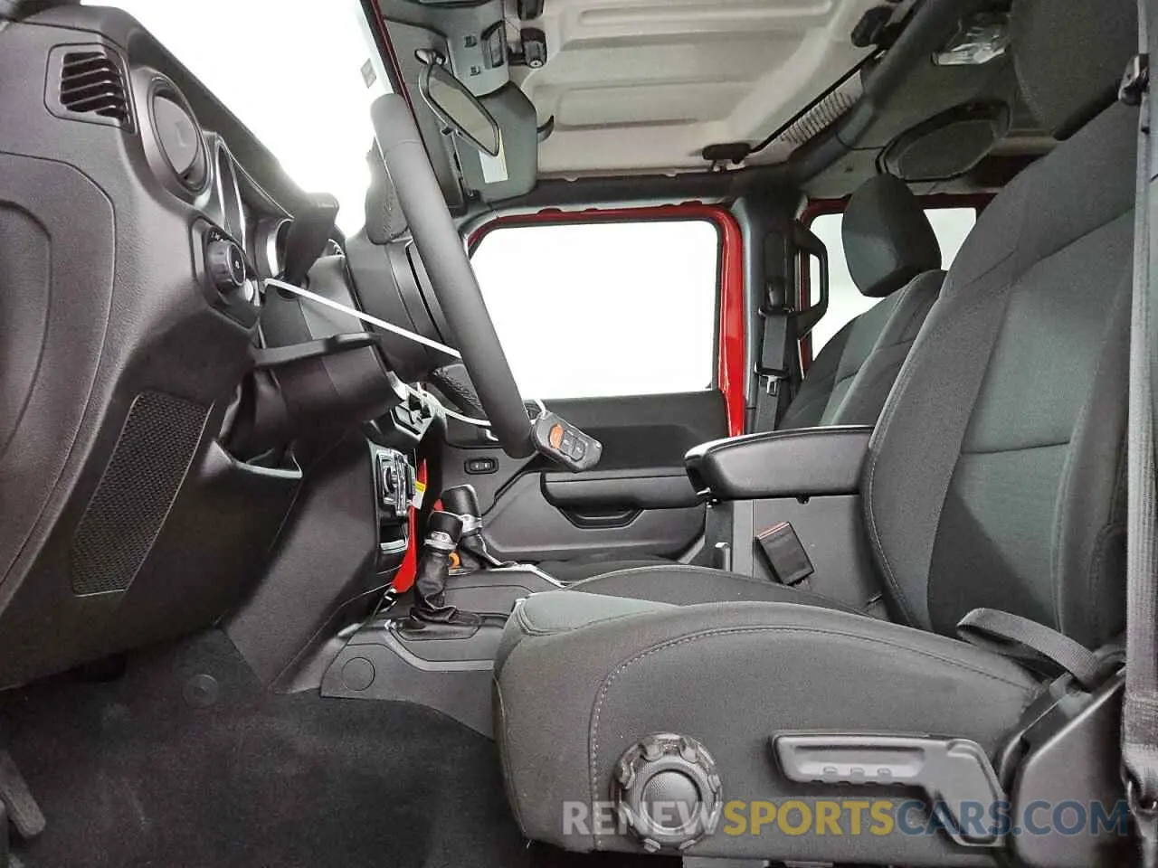 7 Фотография поврежденного автомобиля 1C4HJXDN5PW632854 JEEP WRANGLER 2023