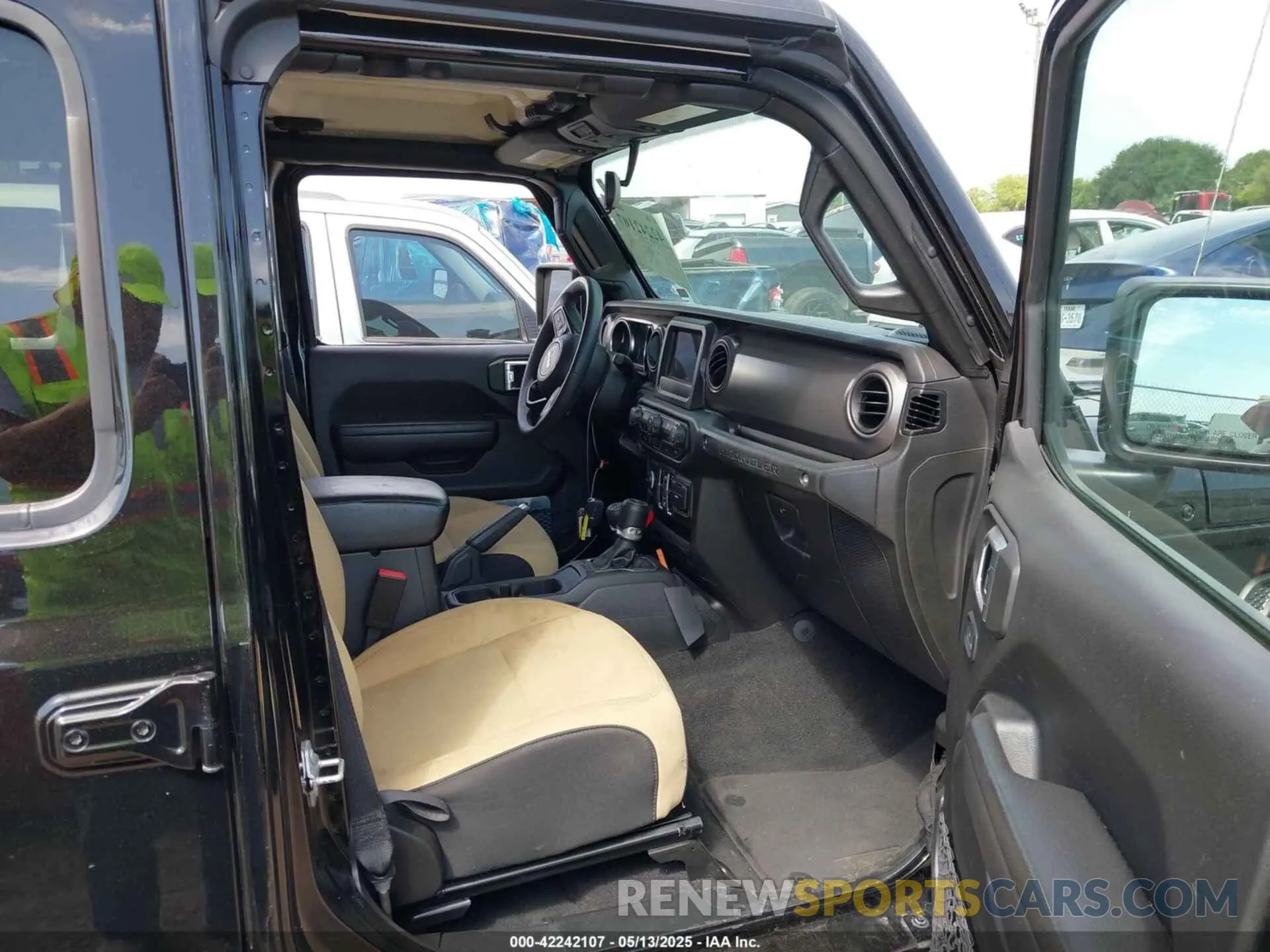 5 Фотография поврежденного автомобиля 1C4HJXDN6PW599895 JEEP WRANGLER 2023