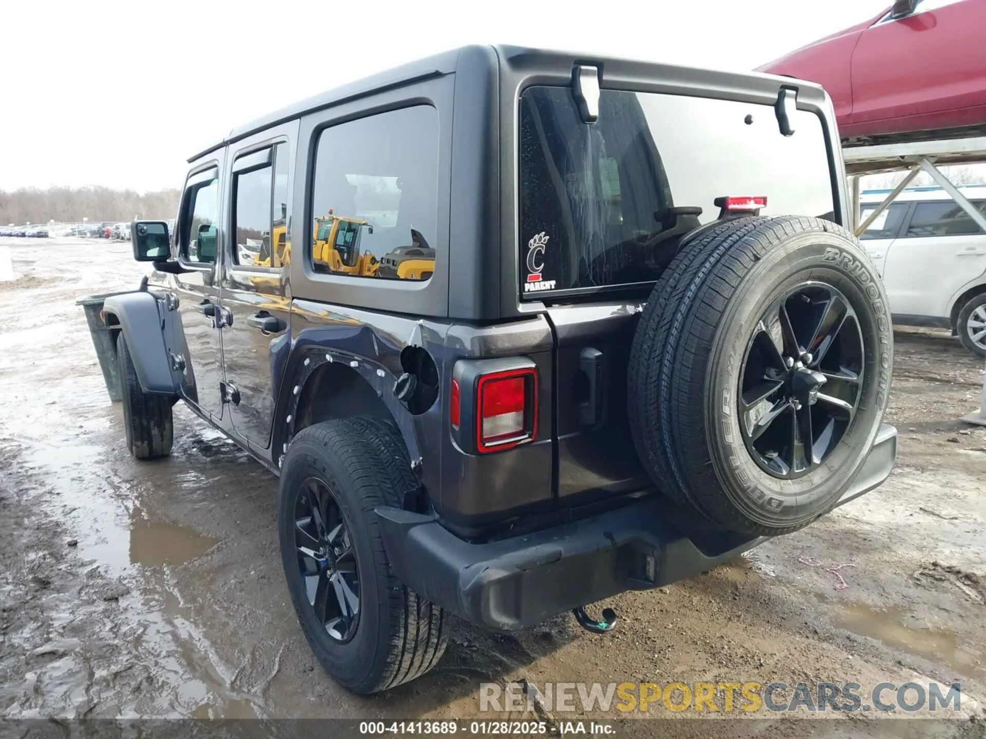 3 Photograph of a damaged car 1C4HJXDN6PW653924 JEEP WRANGLER 2023