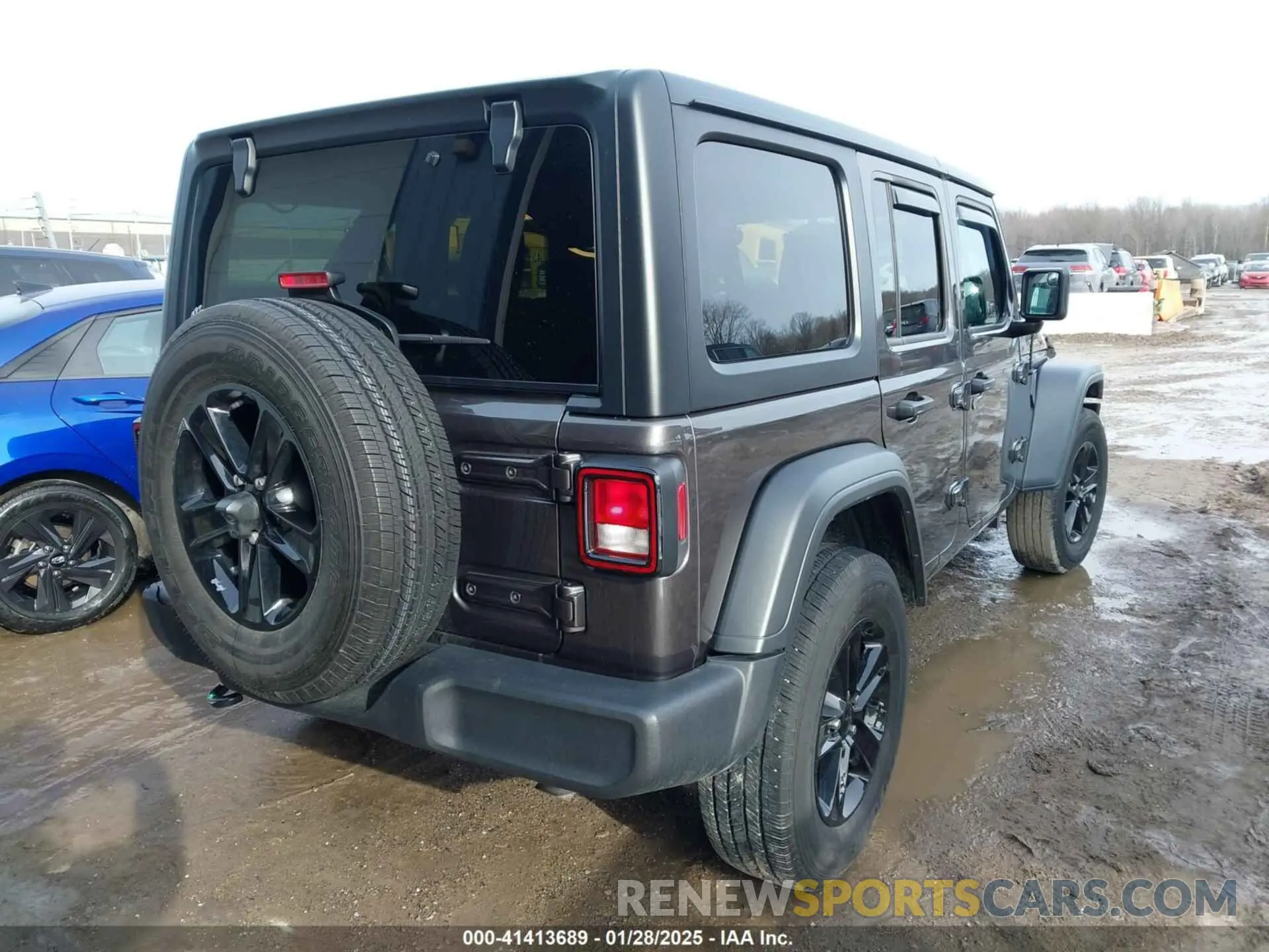 4 Photograph of a damaged car 1C4HJXDN6PW653924 JEEP WRANGLER 2023