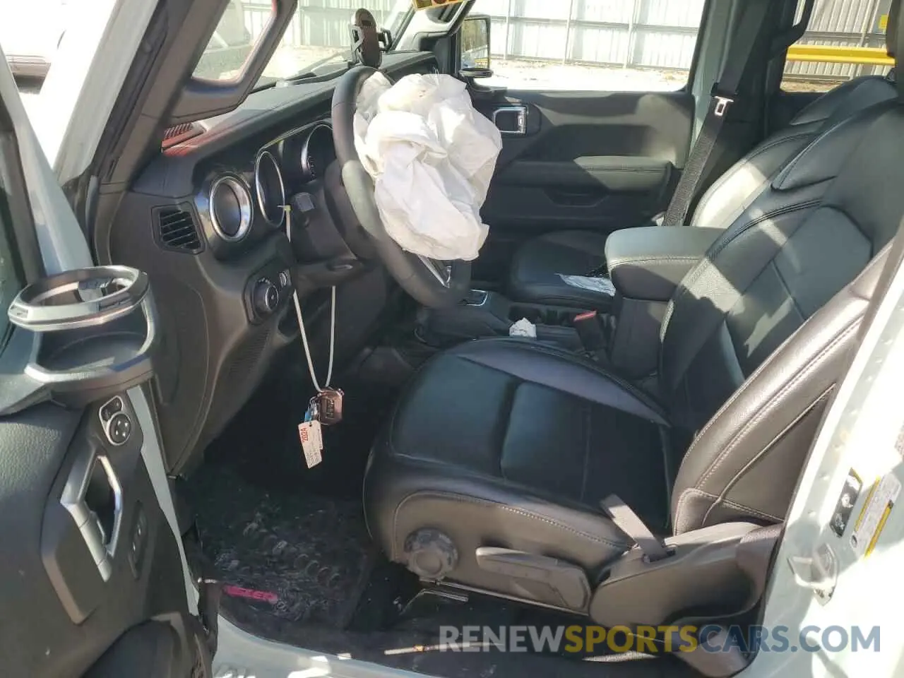 7 Photograph of a damaged car 1C4HJXEG6PW666964 JEEP WRANGLER 2023
