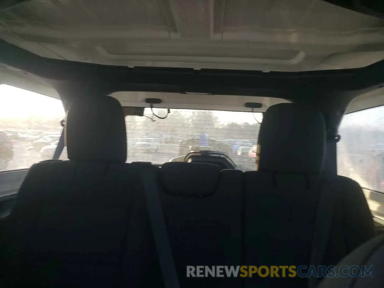 10 Photograph of a damaged car 1C4HJXEGXPW653084 JEEP WRANGLER 2023