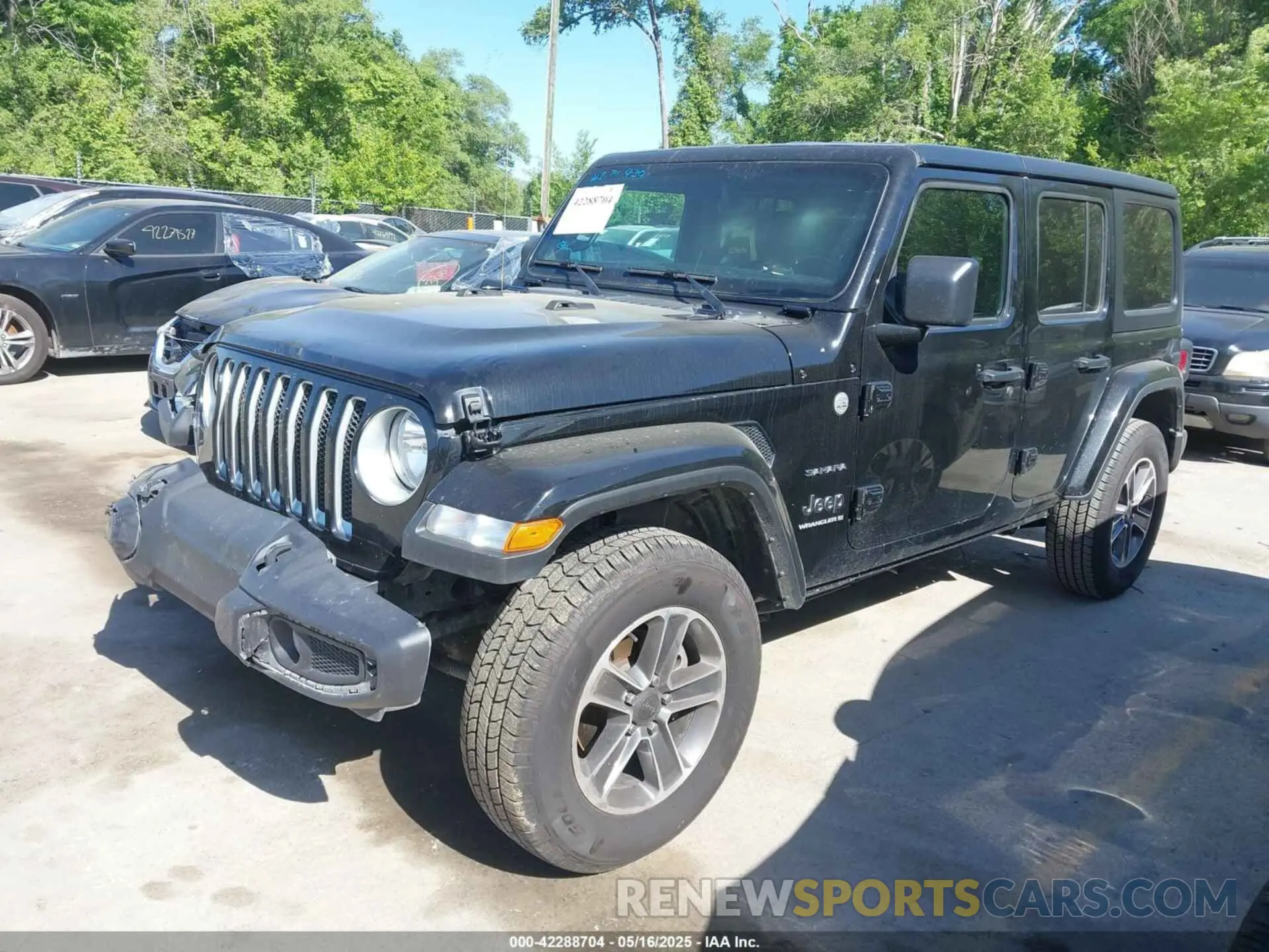 2 Фотография поврежденного автомобиля 1C4HJXEN5PW702268 JEEP WRANGLER 2023