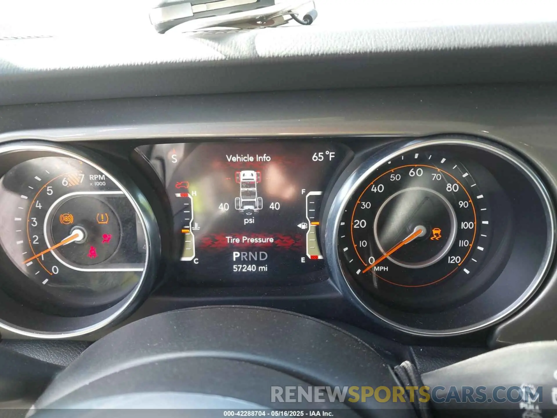 7 Фотография поврежденного автомобиля 1C4HJXEN5PW702268 JEEP WRANGLER 2023
