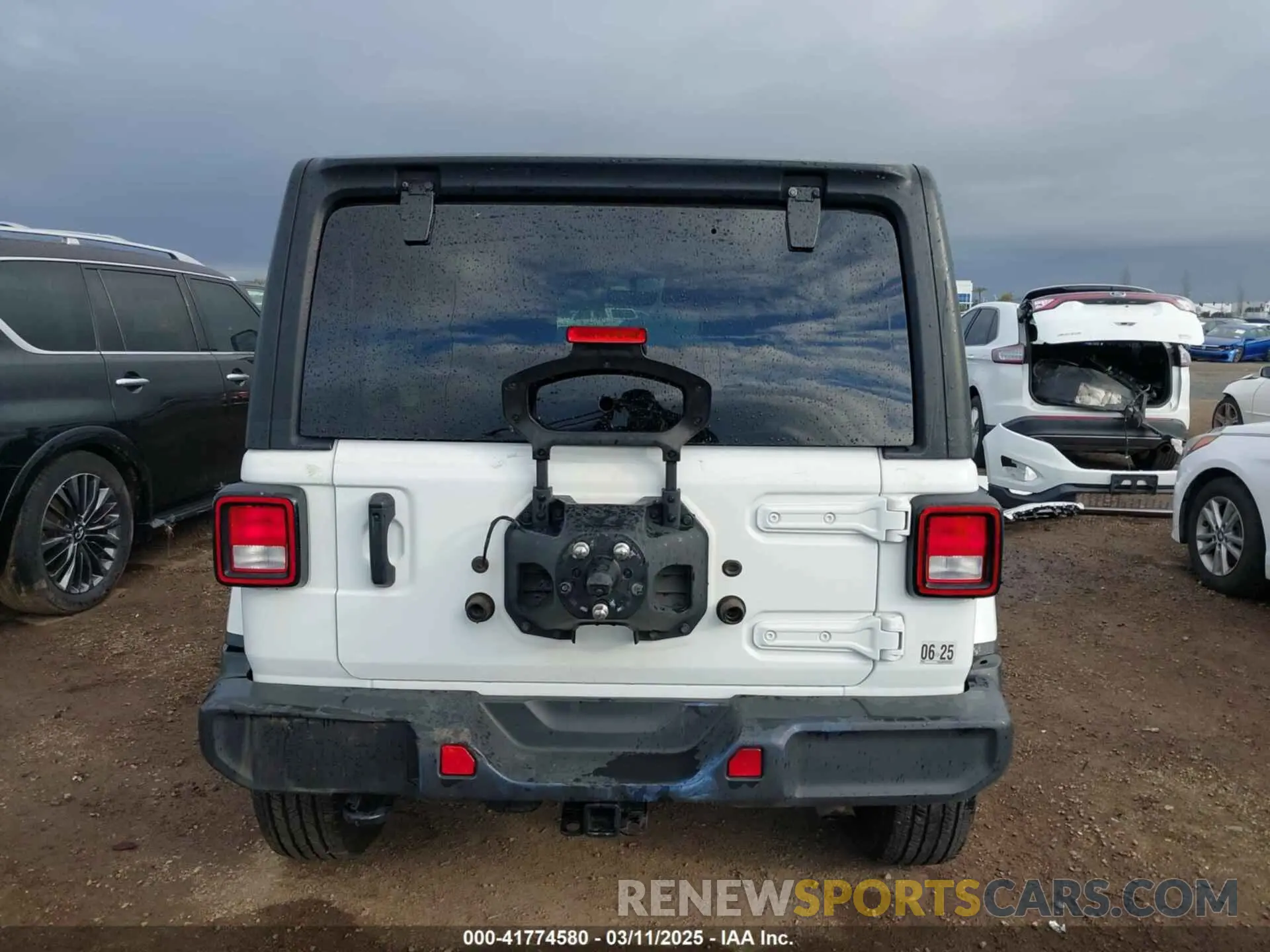 15 Photograph of a damaged car 1C4HJXEN7PW701607 JEEP WRANGLER 2023