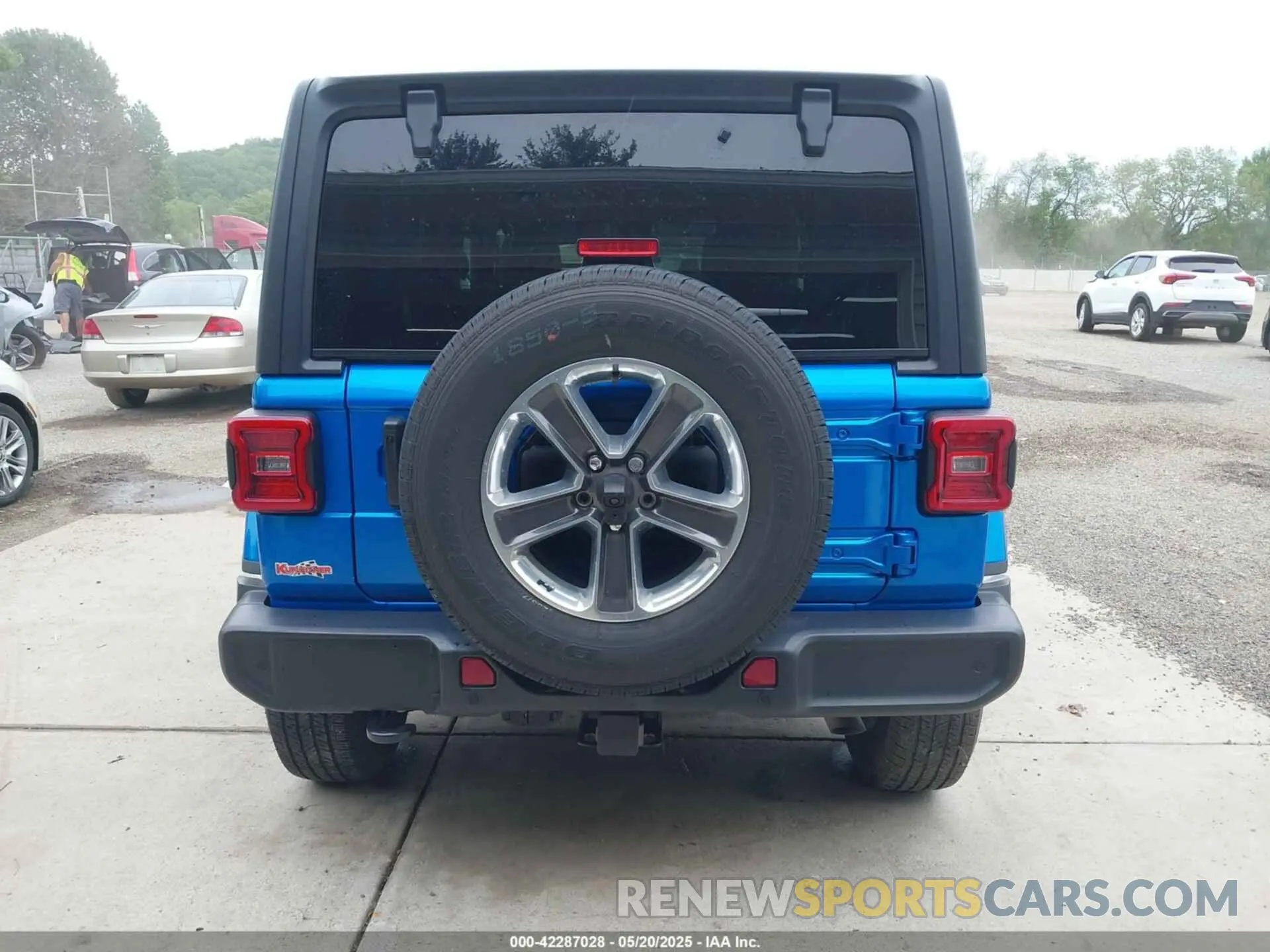 17 Фотография поврежденного автомобиля 1C4HJXEN9PW508133 JEEP WRANGLER 2023