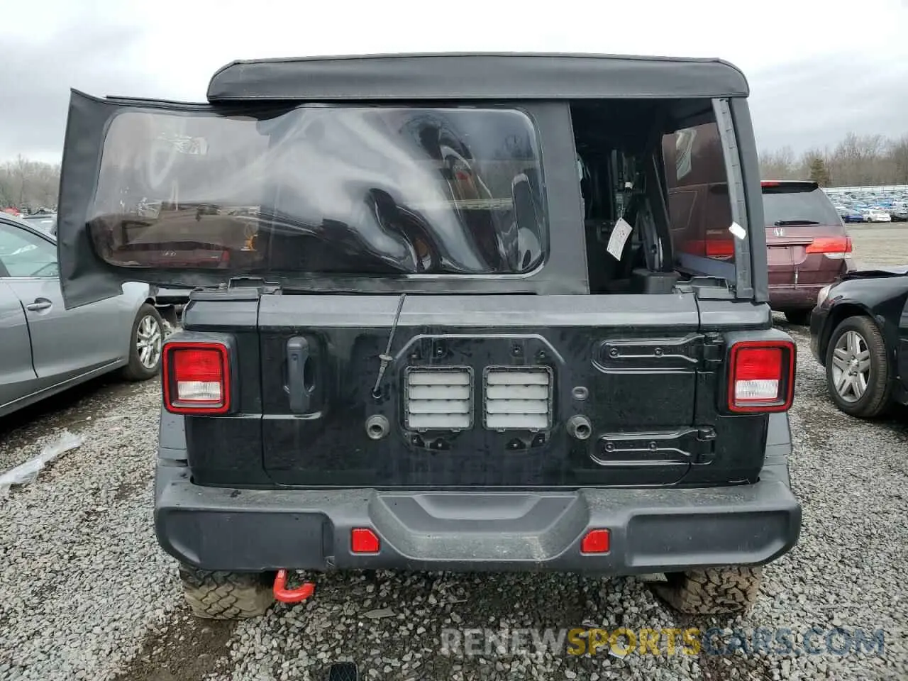 6 Photograph of a damaged car 1C4HJXFG8PW653101 JEEP WRANGLER 2023