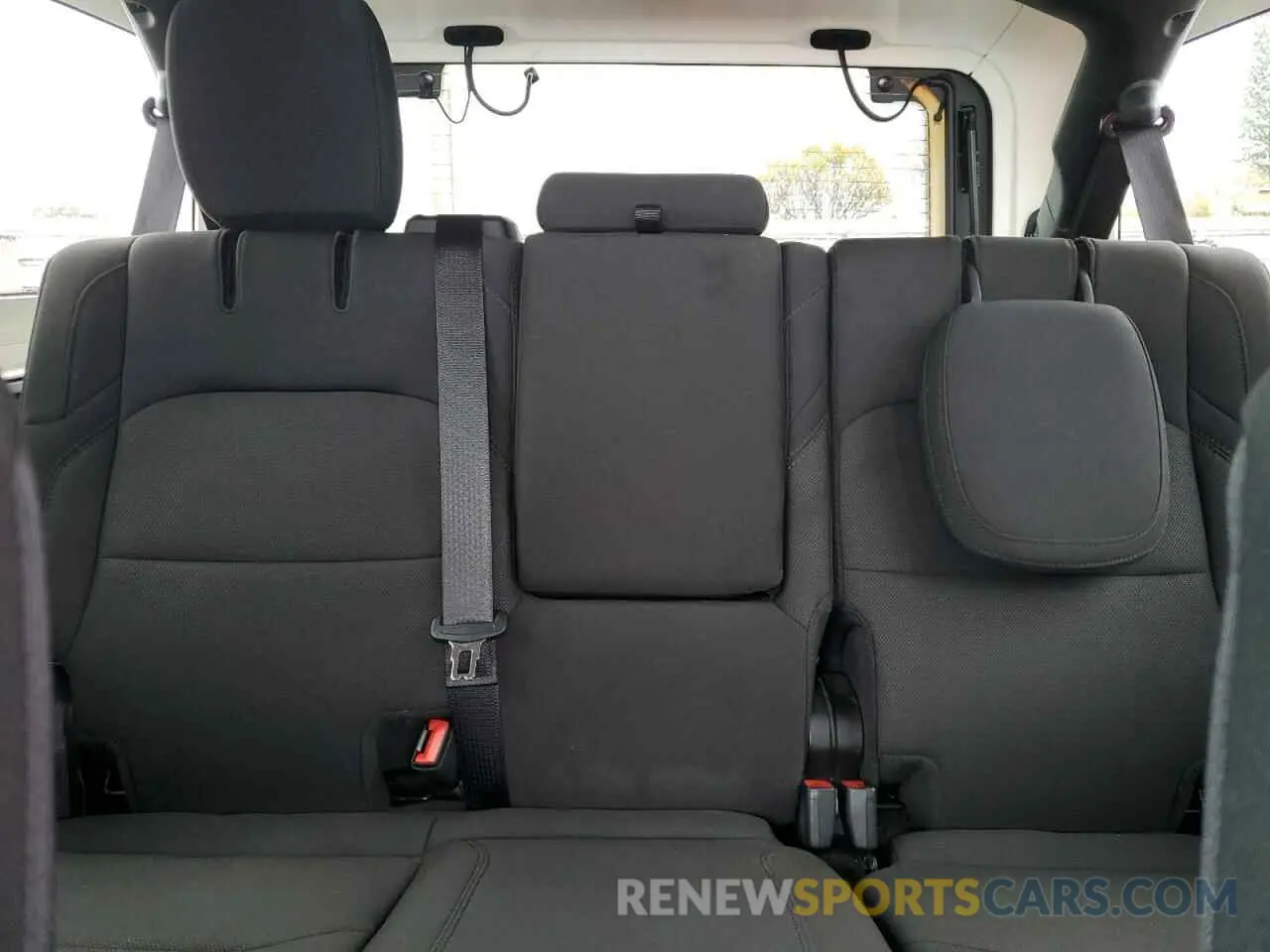 10 Фотография поврежденного автомобиля 1C4JJXN65PW661358 JEEP WRANGLER 2023