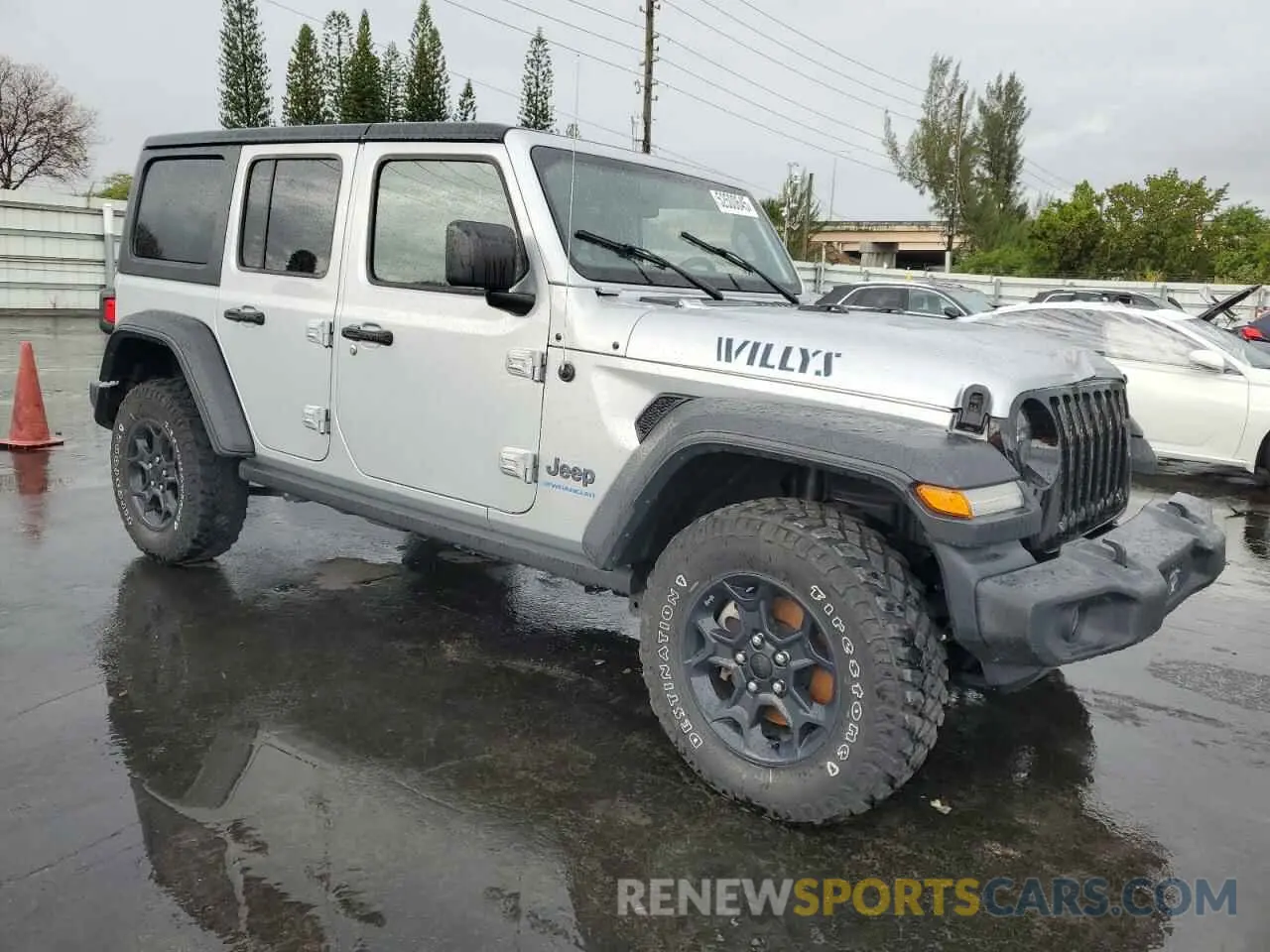 4 Фотография поврежденного автомобиля 1C4JJXN65PW661358 JEEP WRANGLER 2023