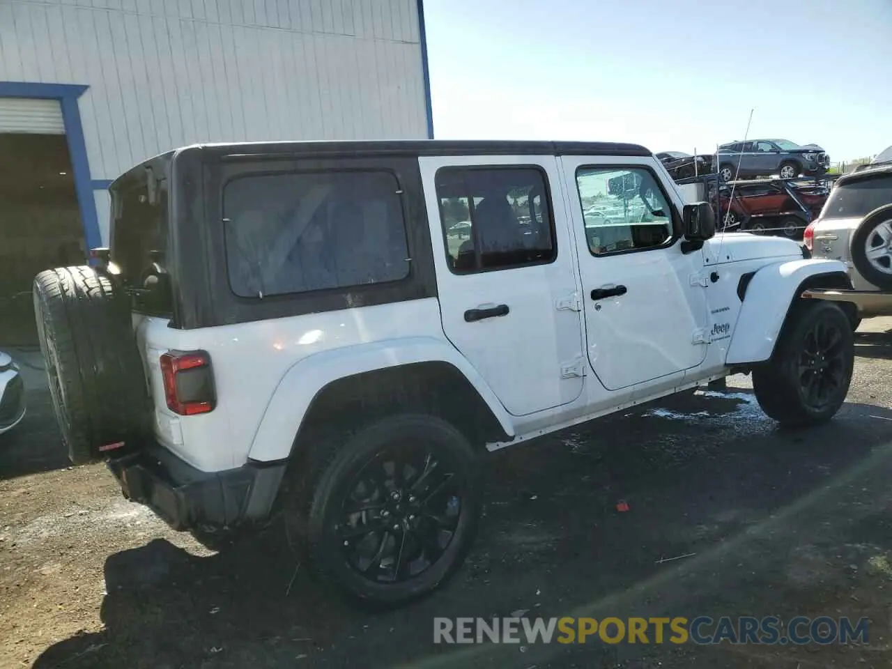 3 Photograph of a damaged car 1C4JJXP67PW630321 JEEP WRANGLER 2023