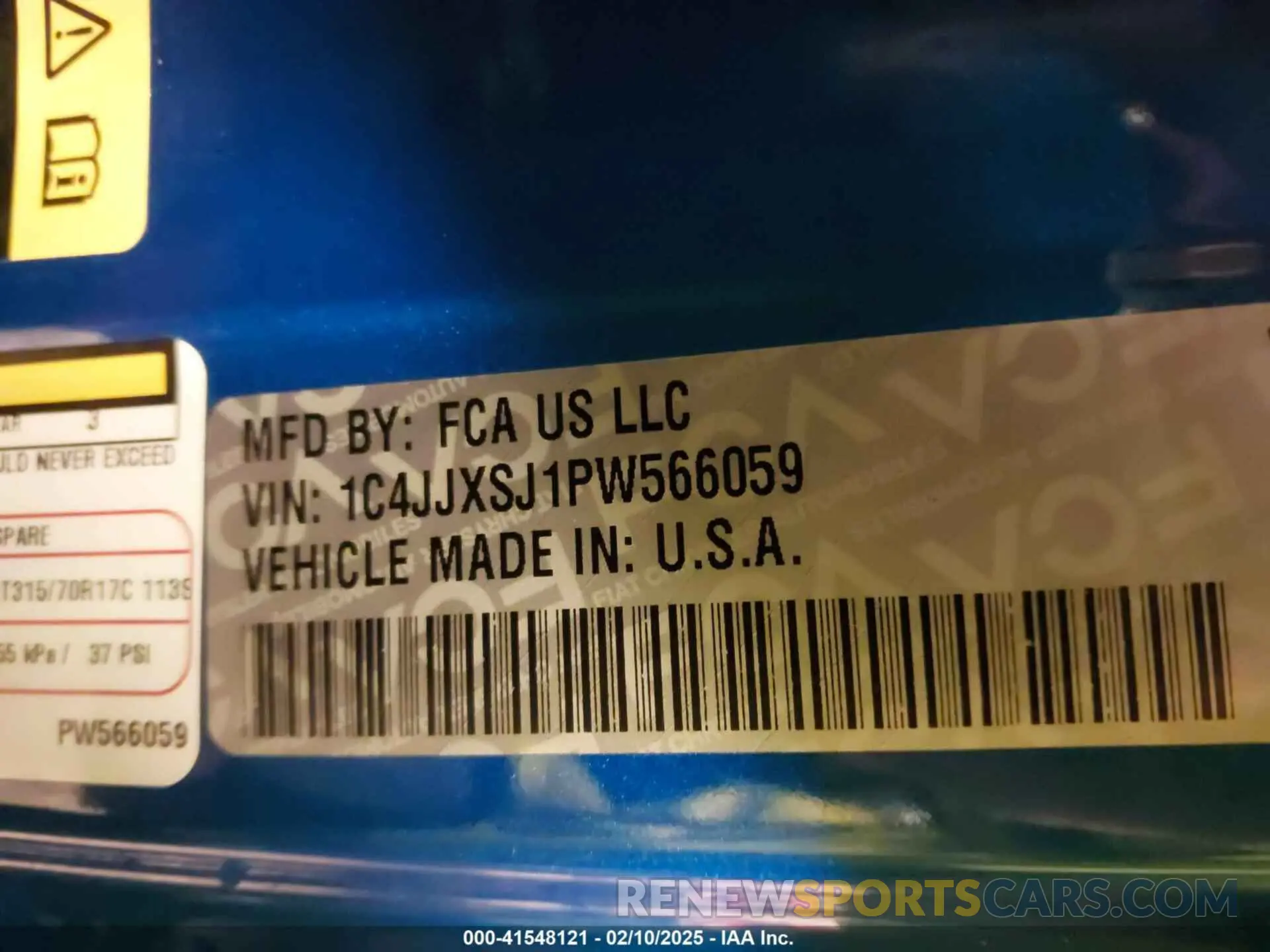 9 Photograph of a damaged car 1C4JJXSJ1PW566059 JEEP WRANGLER 2023