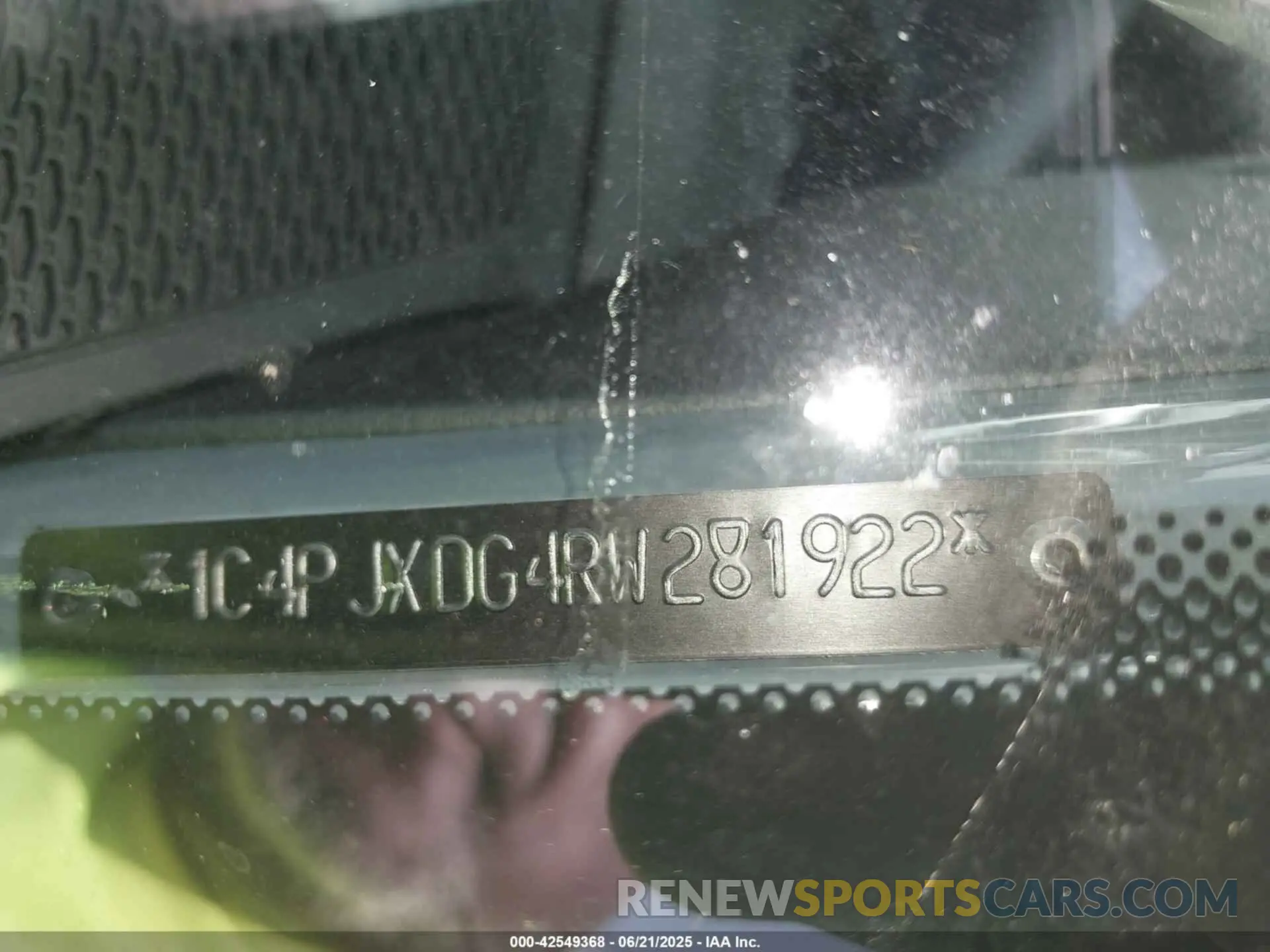 9 Фотография поврежденного автомобиля 1C4PJXDG4RW281922 JEEP WRANGLER 2024