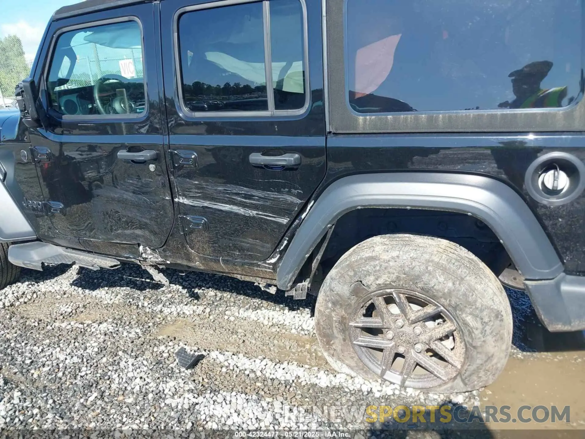 6 Photograph of a damaged car 1C4PJXDN3RW137051 JEEP WRANGLER 2024