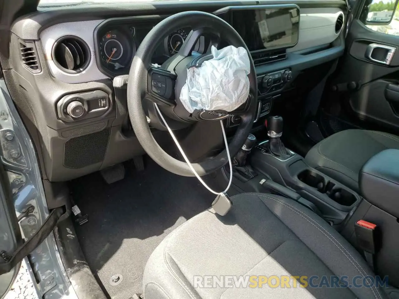 8 Photograph of a damaged car 1C4PJXDN3RW332342 JEEP WRANGLER 2024