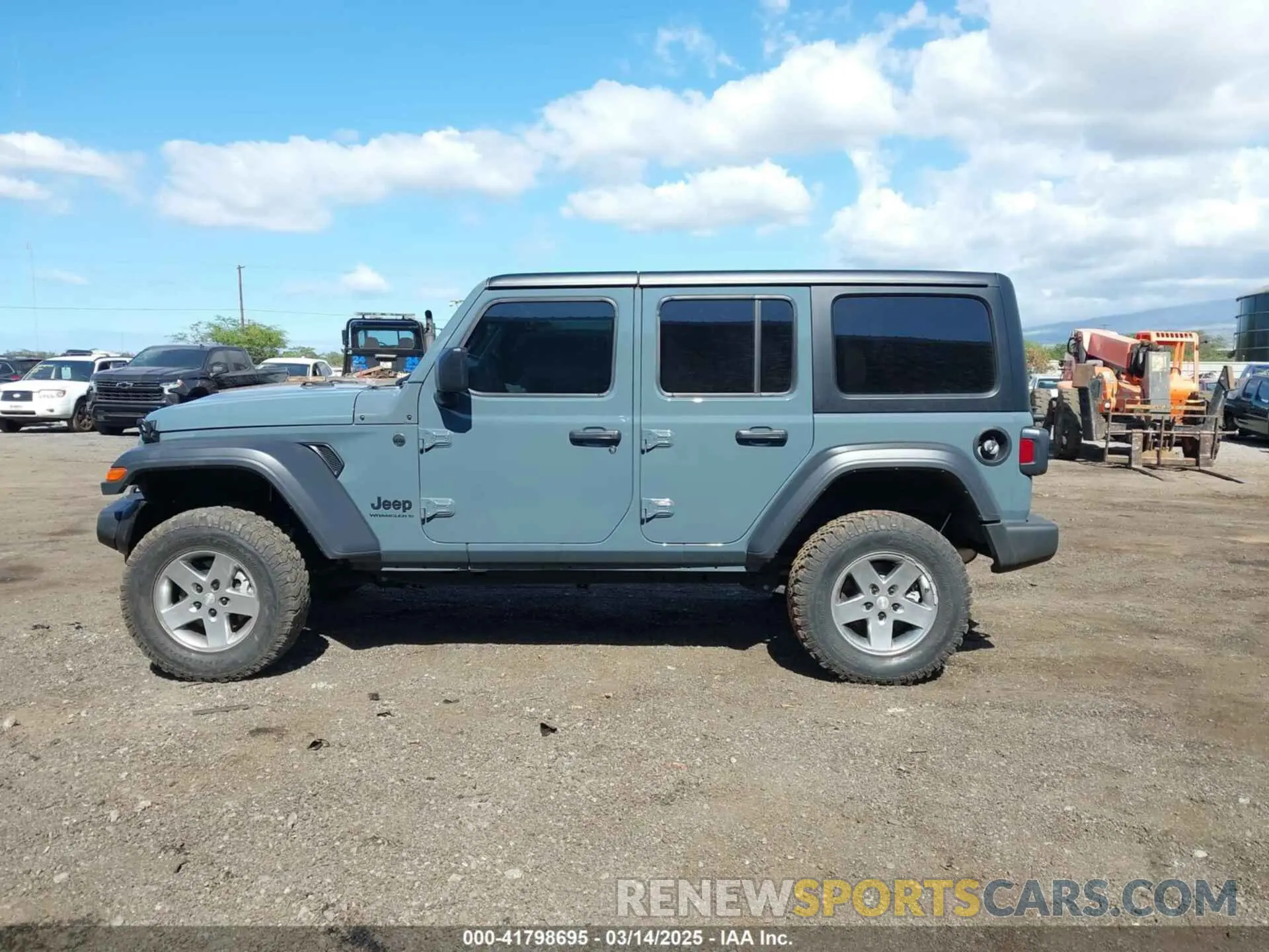 14 Photograph of a damaged car 1C4PJXDN3RW352266 JEEP WRANGLER 2024