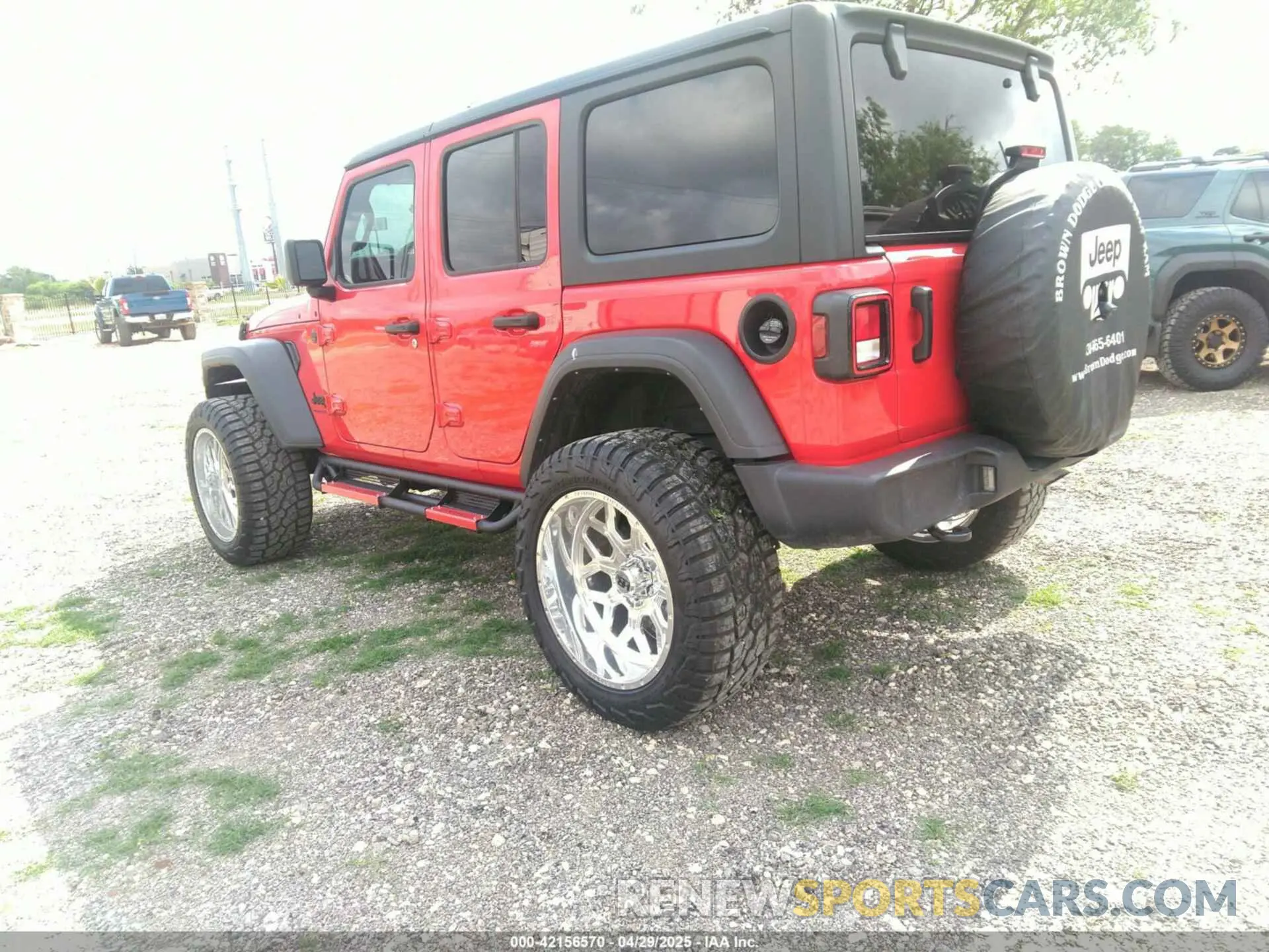 3 Фотография поврежденного автомобиля 1C4PJXDNXRW110431 JEEP WRANGLER 2024