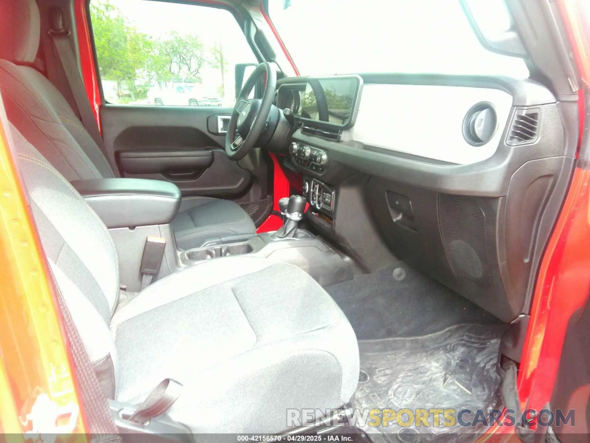 5 Фотография поврежденного автомобиля 1C4PJXDNXRW110431 JEEP WRANGLER 2024