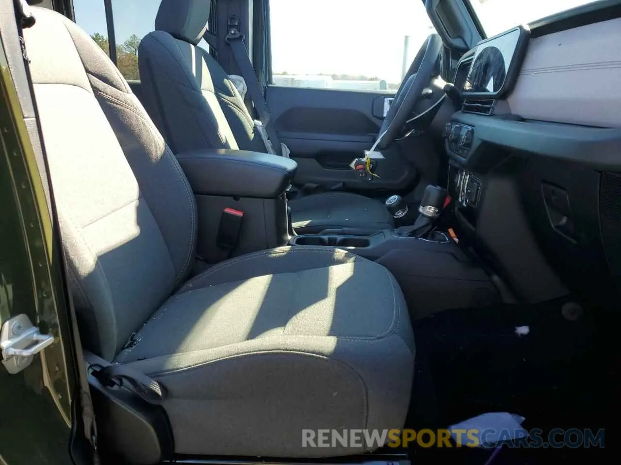 7 Фотография поврежденного автомобиля 1C4RJXN64RW130514 JEEP WRANGLER 2024