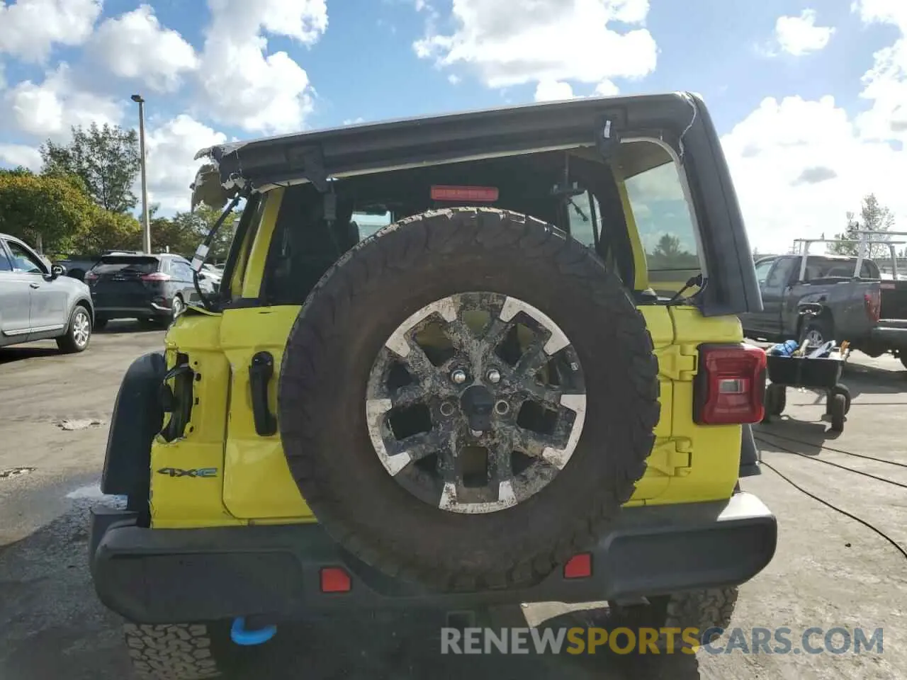 6 Фотография поврежденного автомобиля 1C4RJXR69RW276739 JEEP WRANGLER 2024
